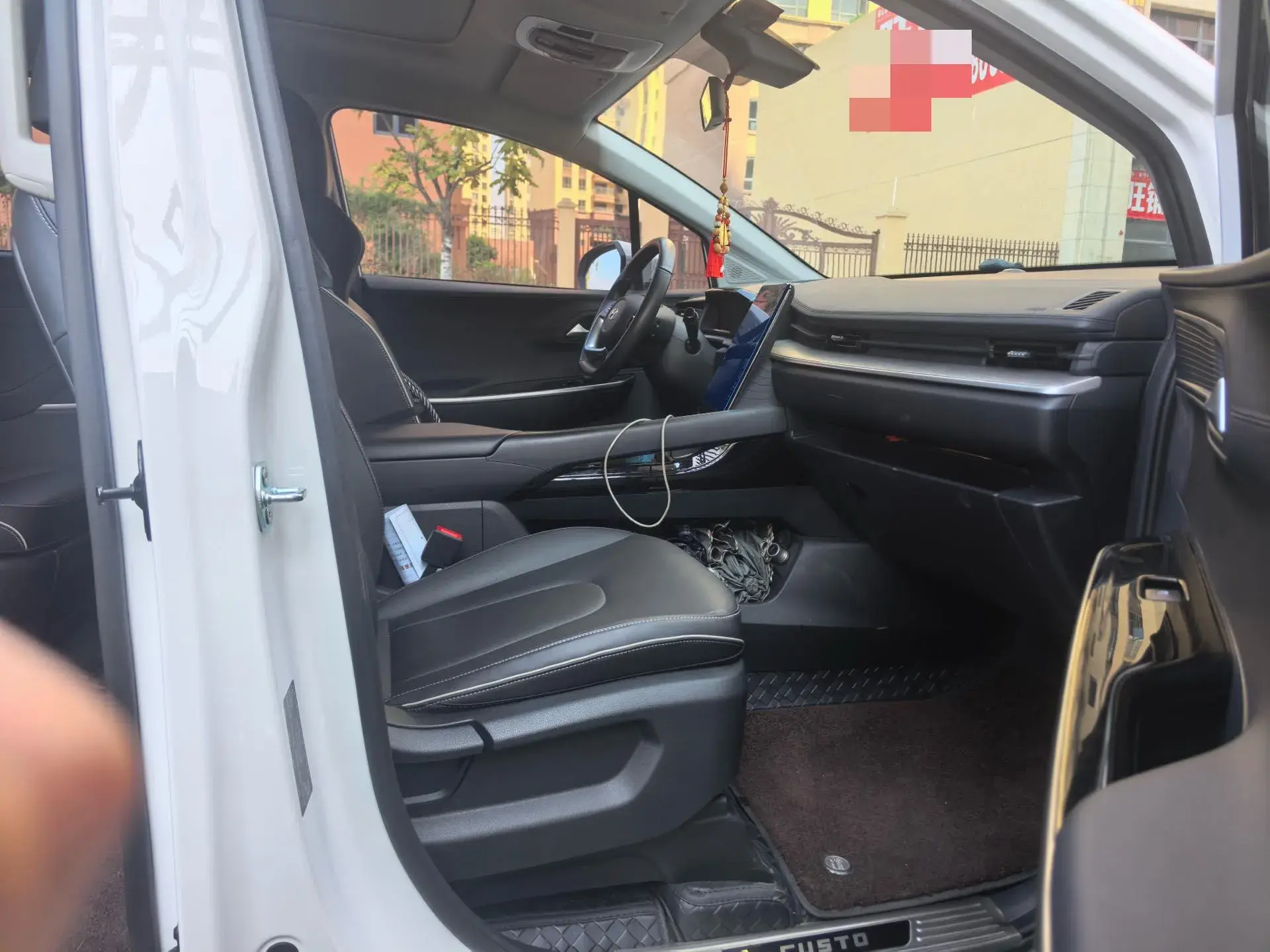 2024 HYUNDAI CUSTO thumbnail 2