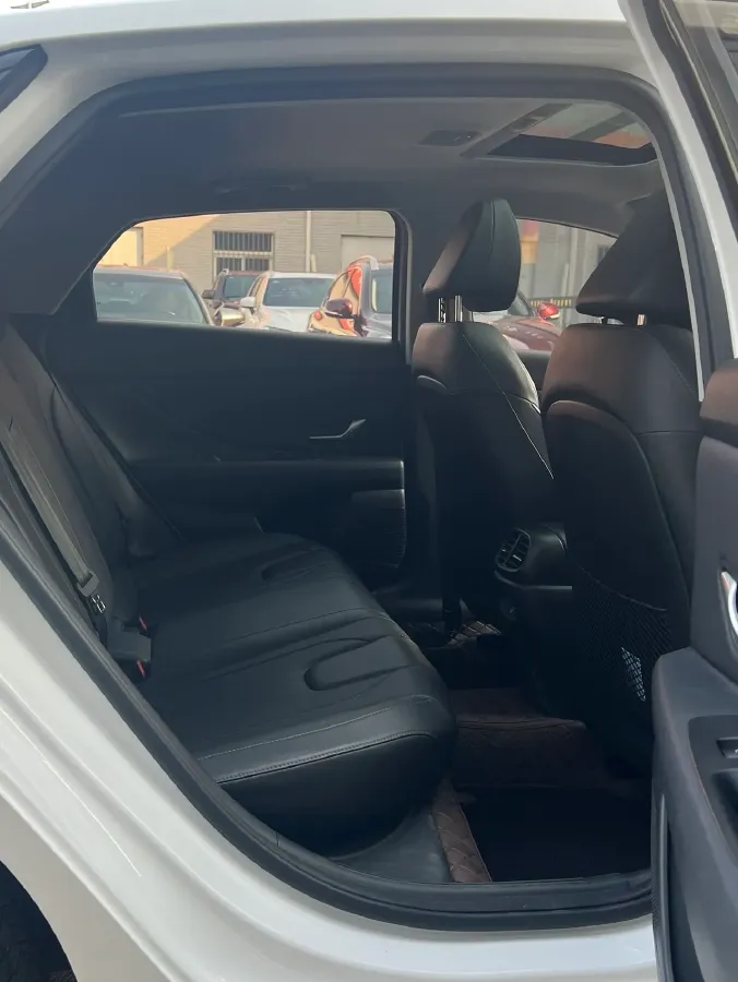 2023 Hyundai Elantra 1.5L 115HP L4 CVT,autocango,china used car exporter,china ev exporter,chinese used car exporter,chinese used ev exporter