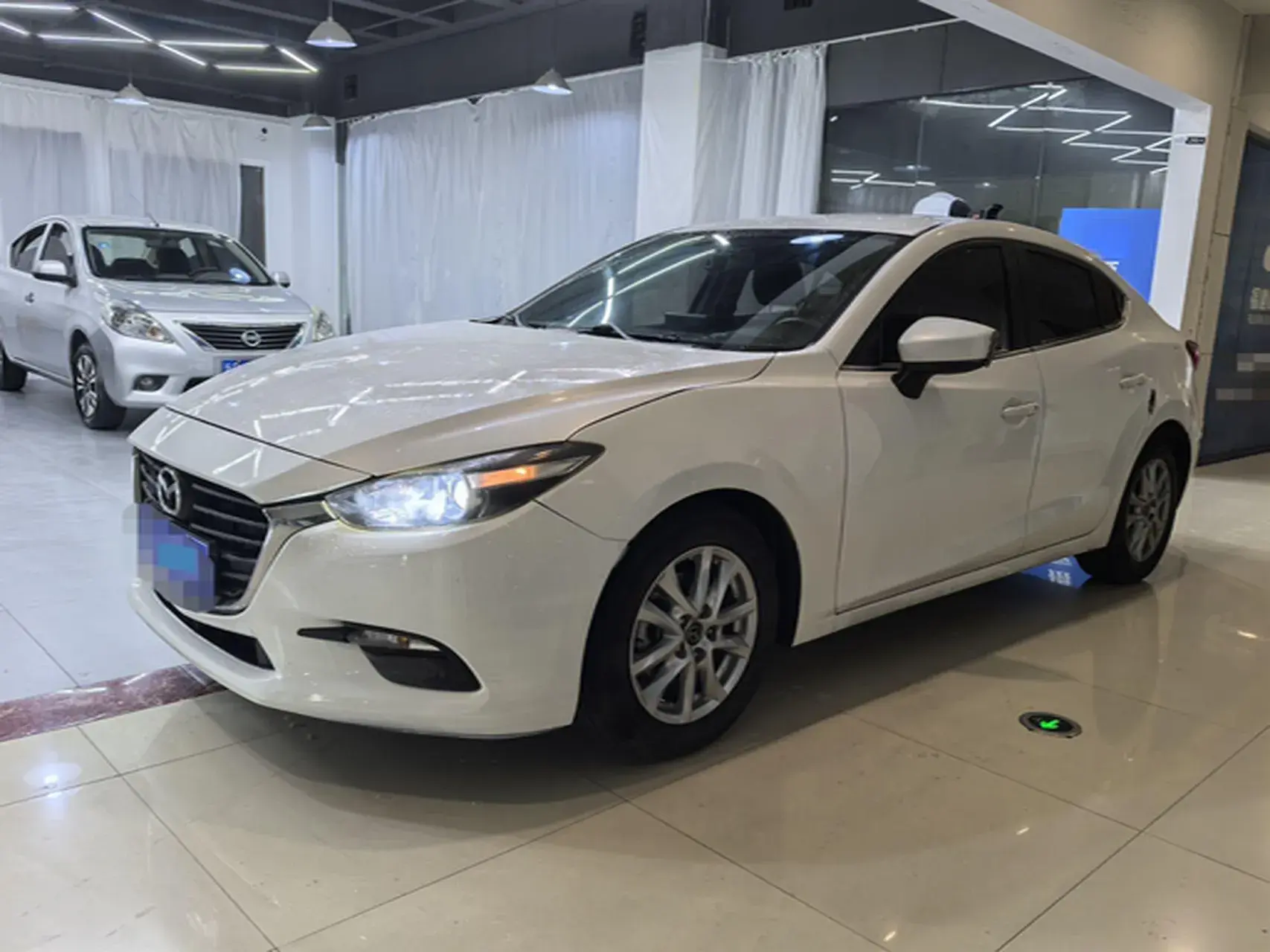 2017 MAZDA 3 view 1