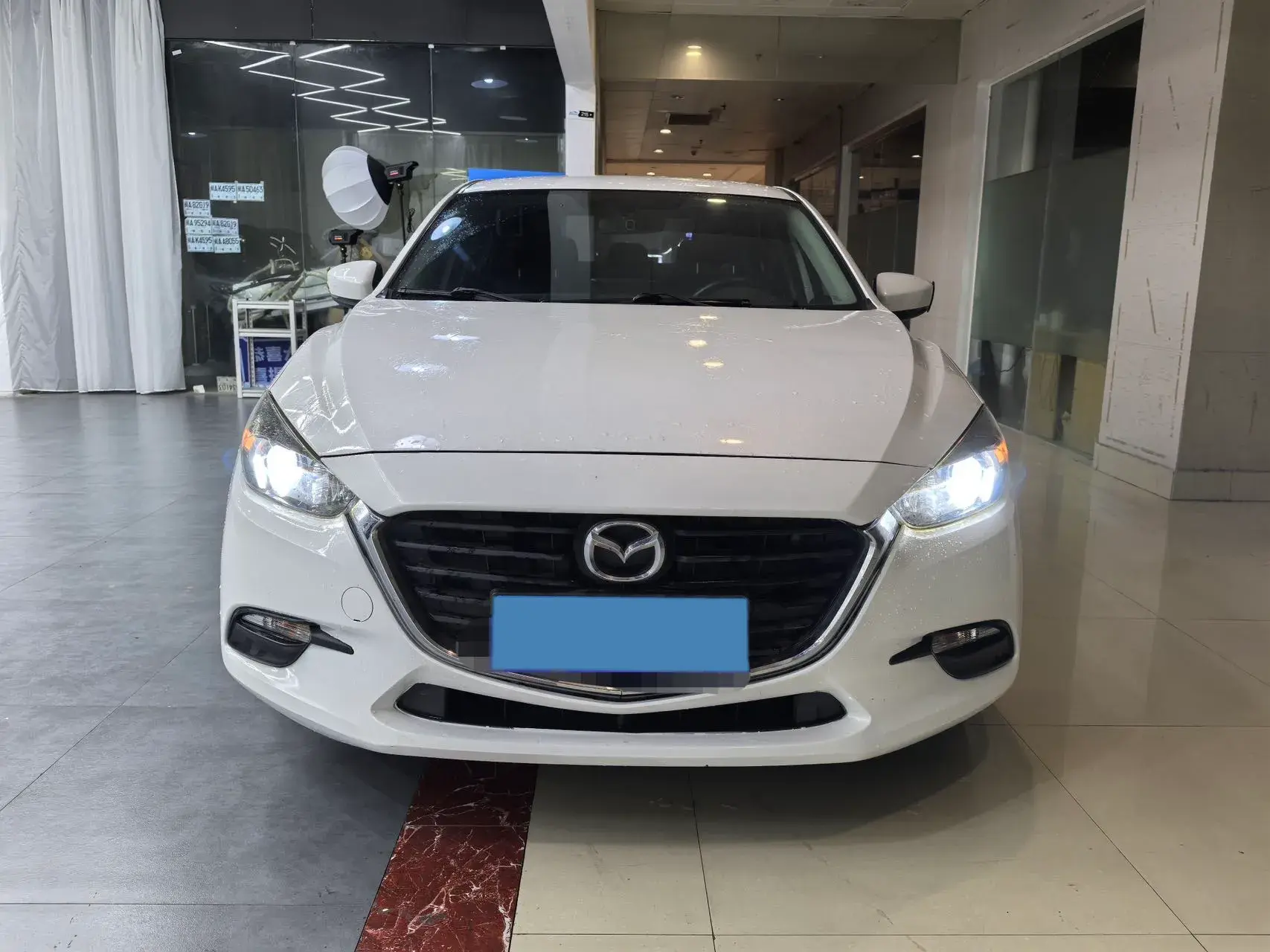 2017 MAZDA 3 thumbnail 2