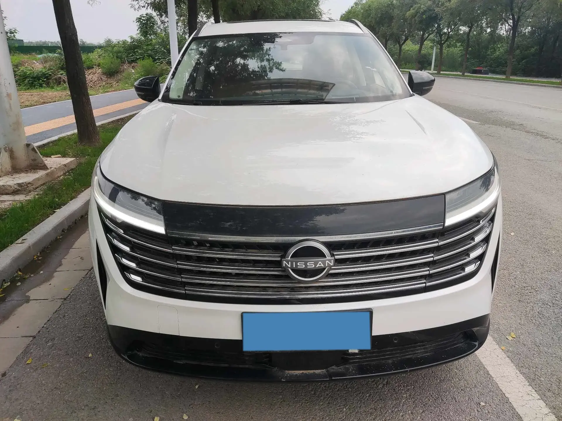 2024 NISSAN PATHFINDER thumbnail 2