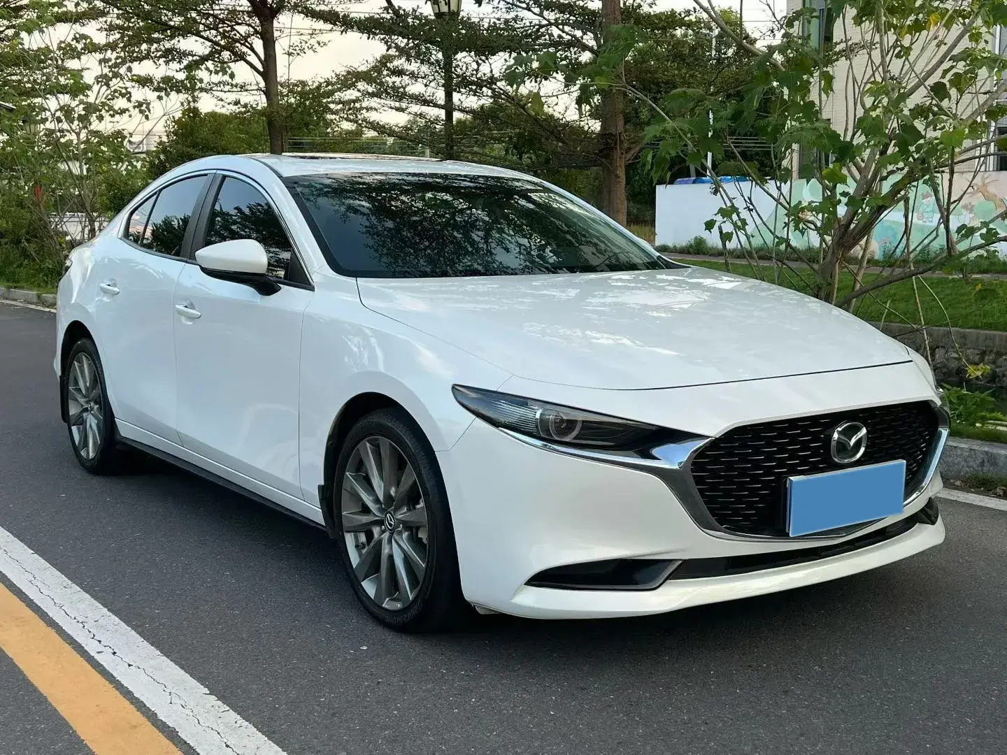 2022 MAZDA 3 thumbnail 3