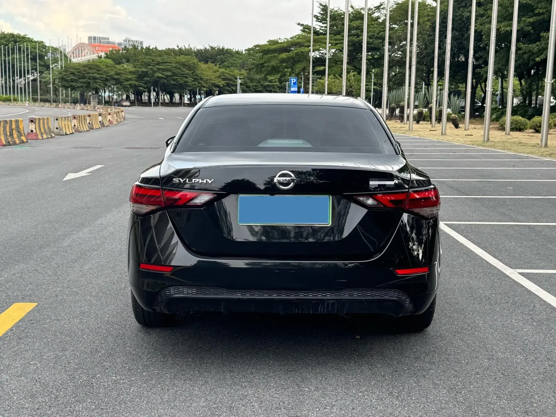 2023 NISSAN SYLPHY thumbnail 4