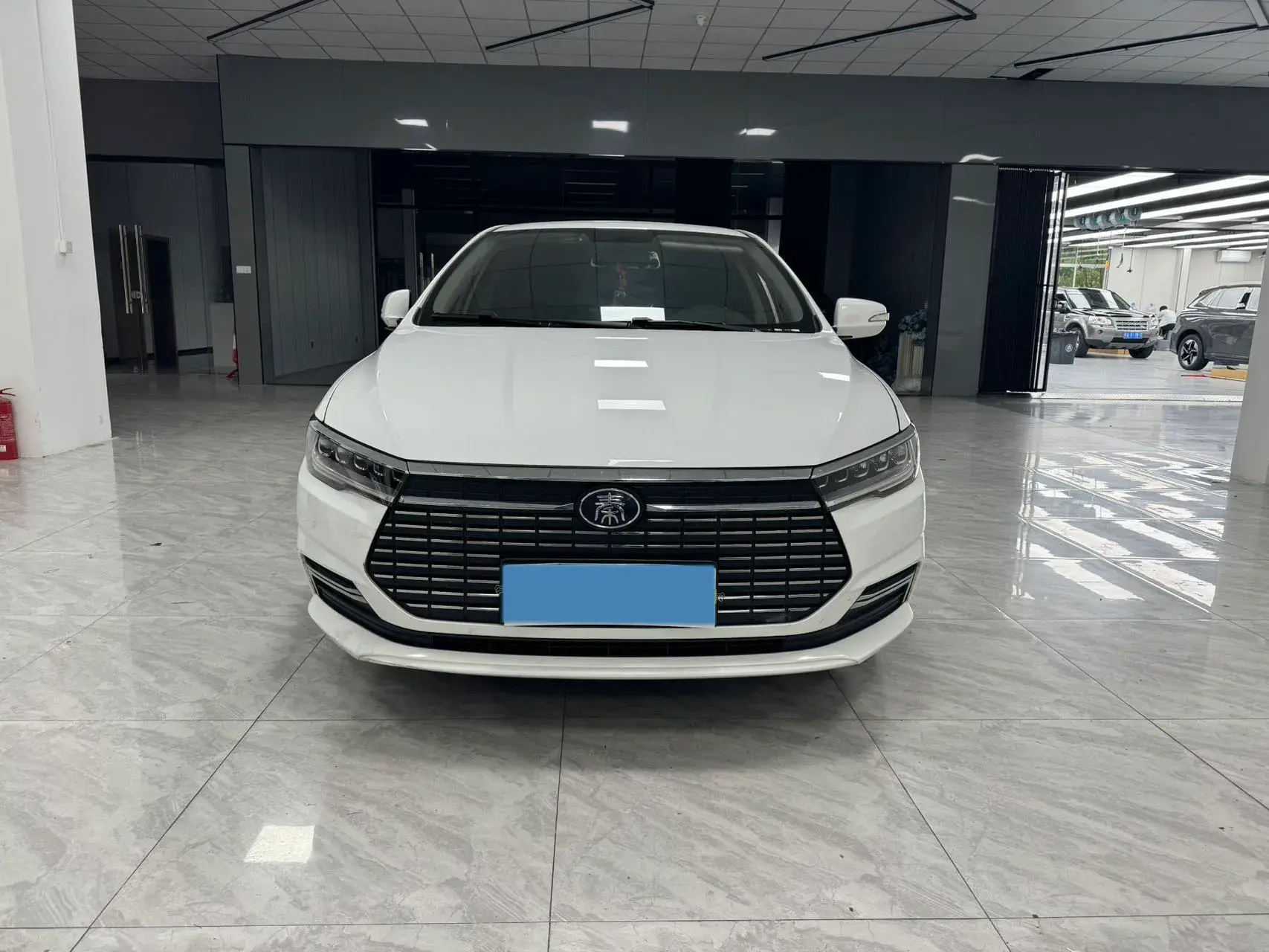 2021 BYD QIN thumbnail 2