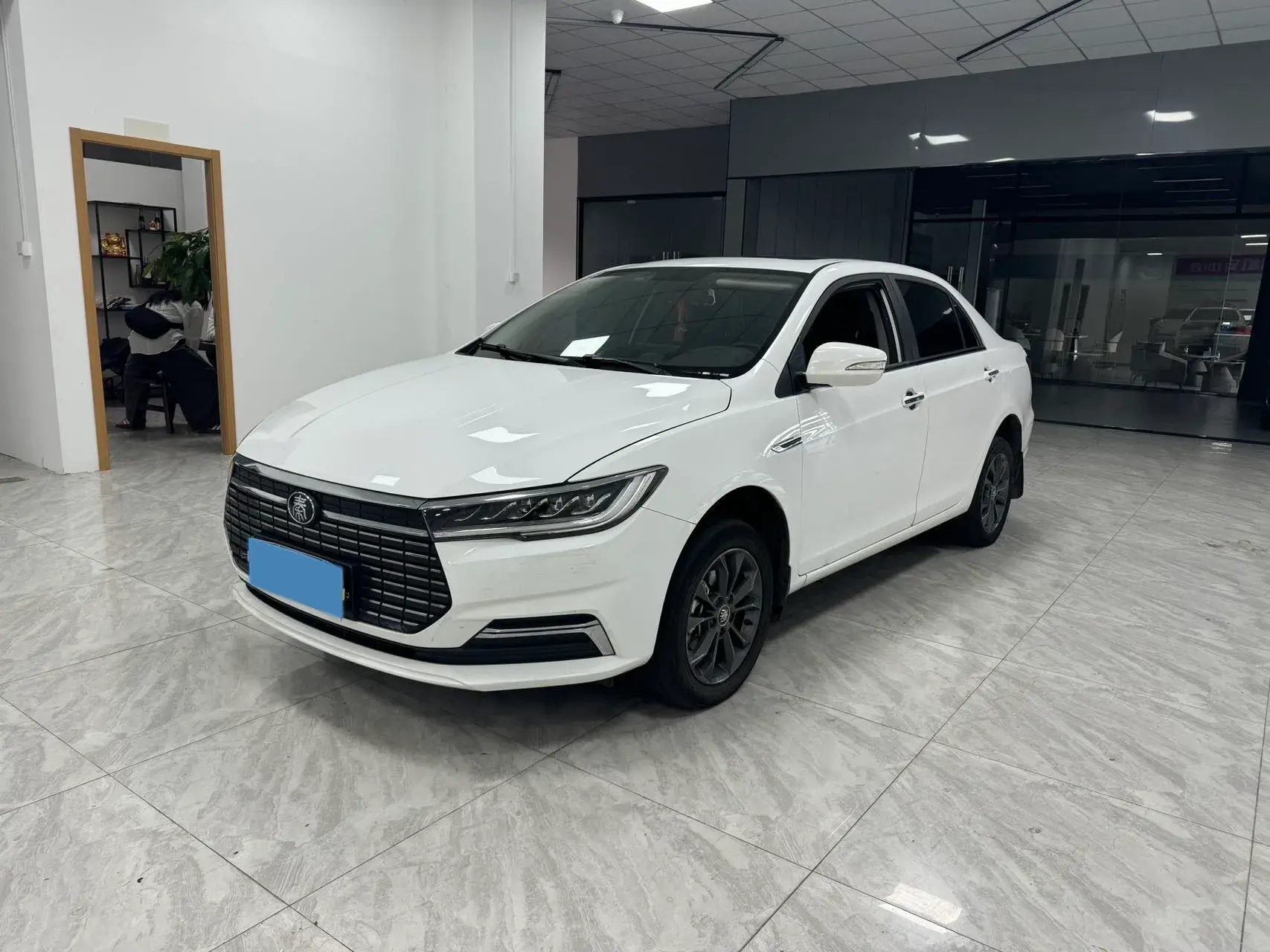 2021 BYD QIN view 1