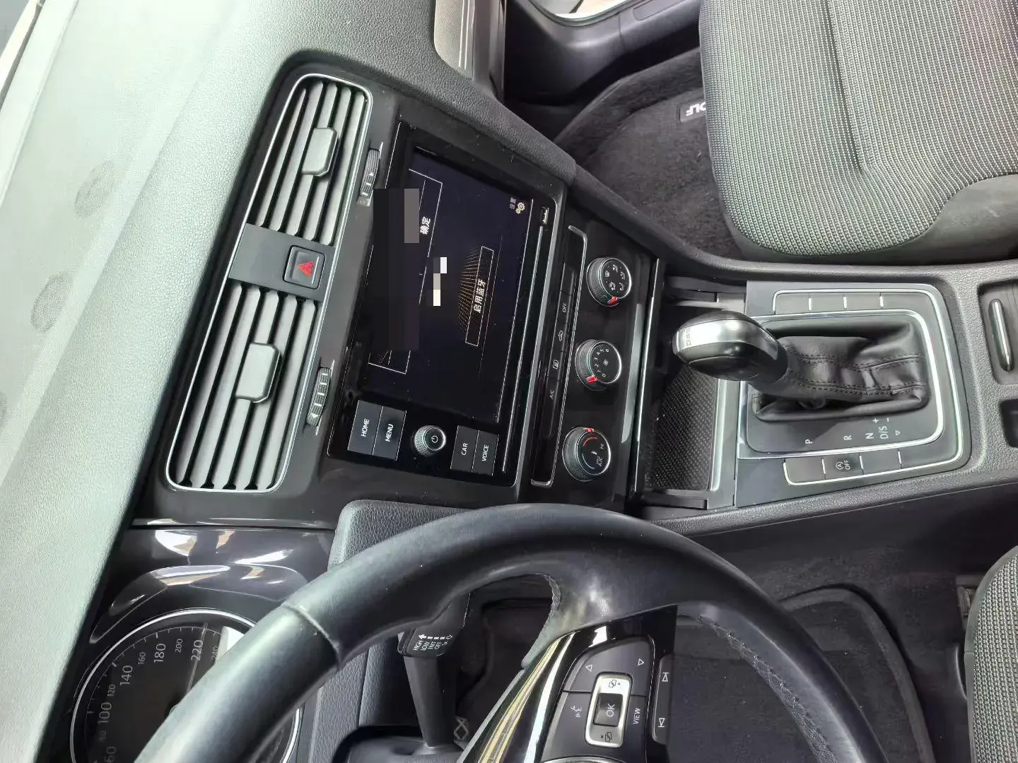 2019 VOLKSWAGEN GOLF thumbnail 3