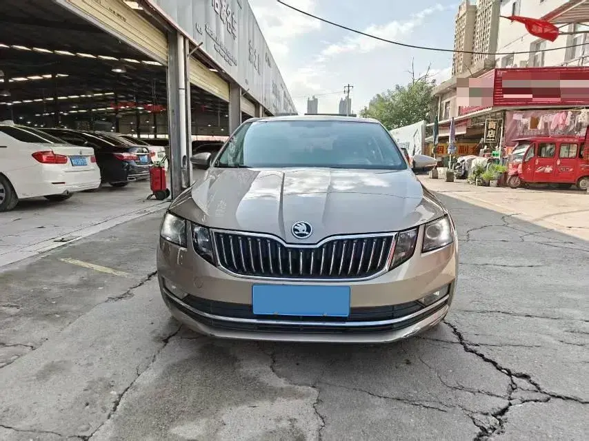 2018 SKODA OCTAVIA thumbnail 2