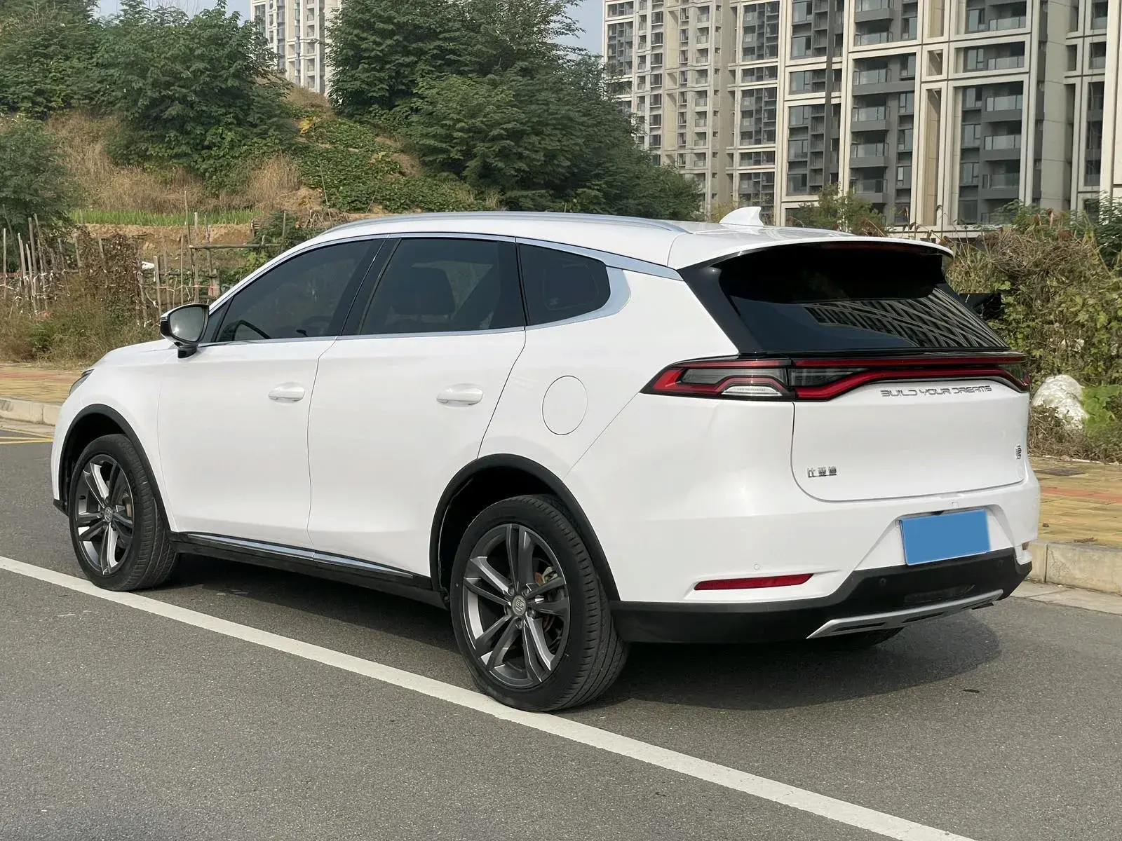 2021 BYD TANG thumbnail 4