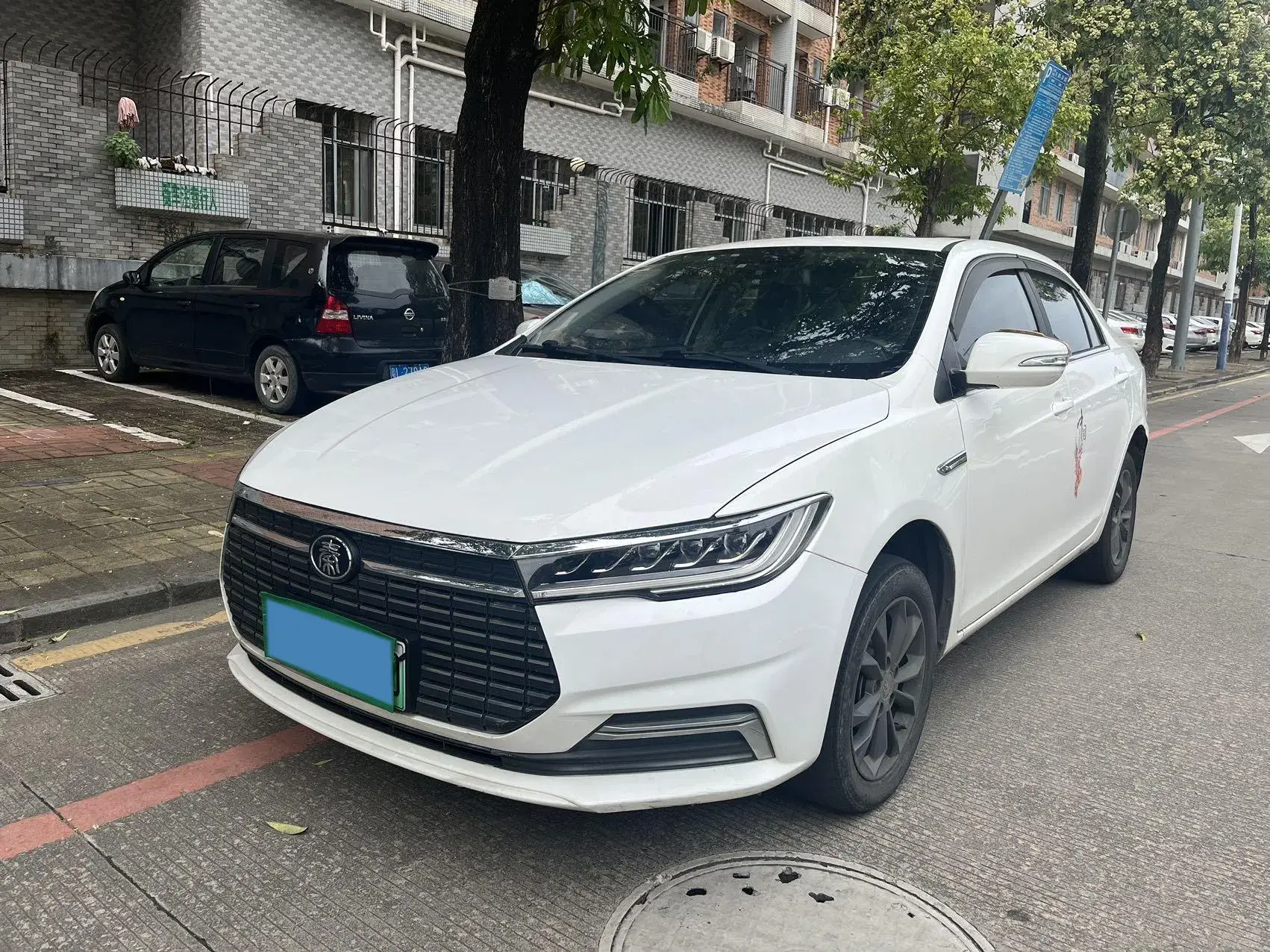 2019 BYD QIN view 1