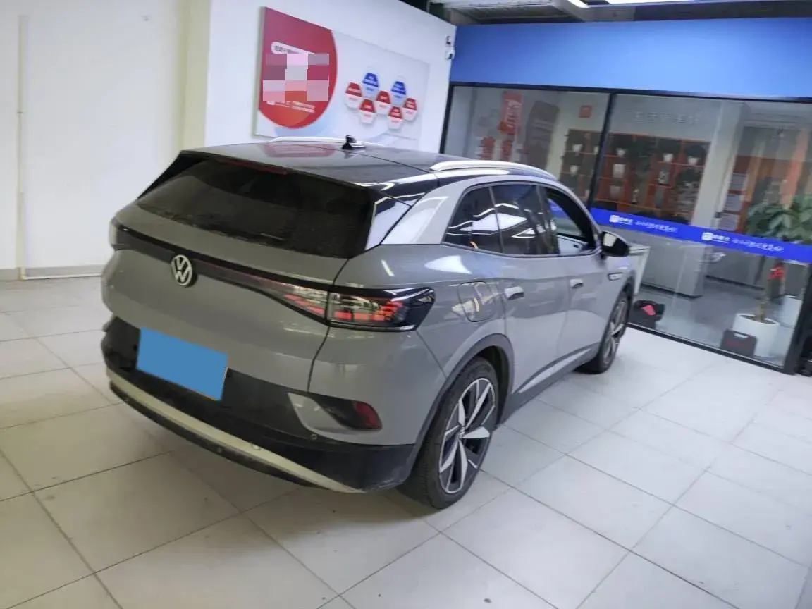 2021 VOLKSWAGEN ID.4 thumbnail 4