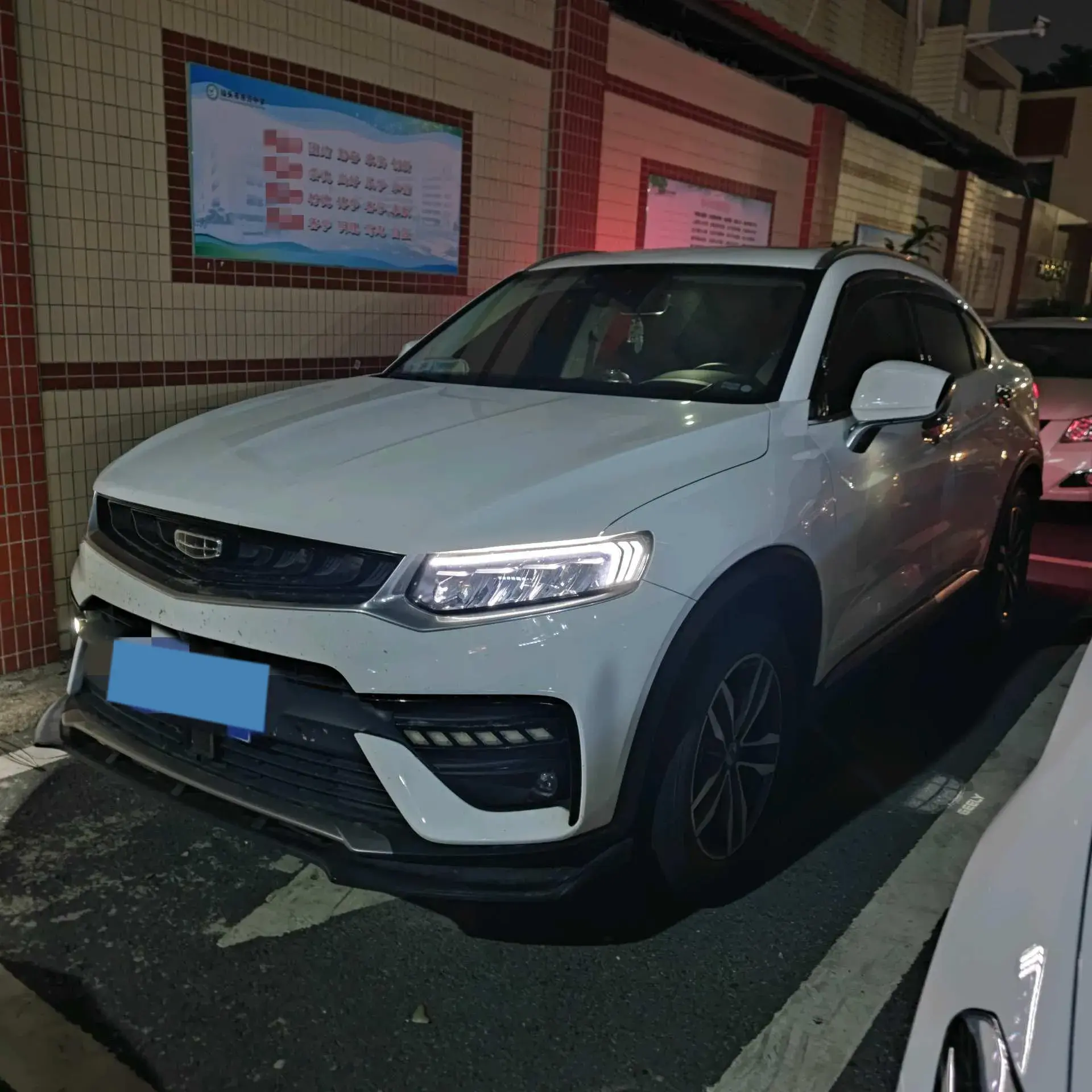 2019 GEELY TUGELLA view 1