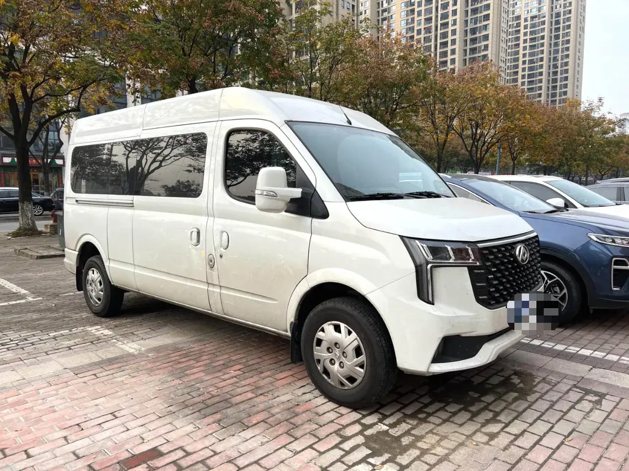 2025 MAXUS XINTU thumbnail 3