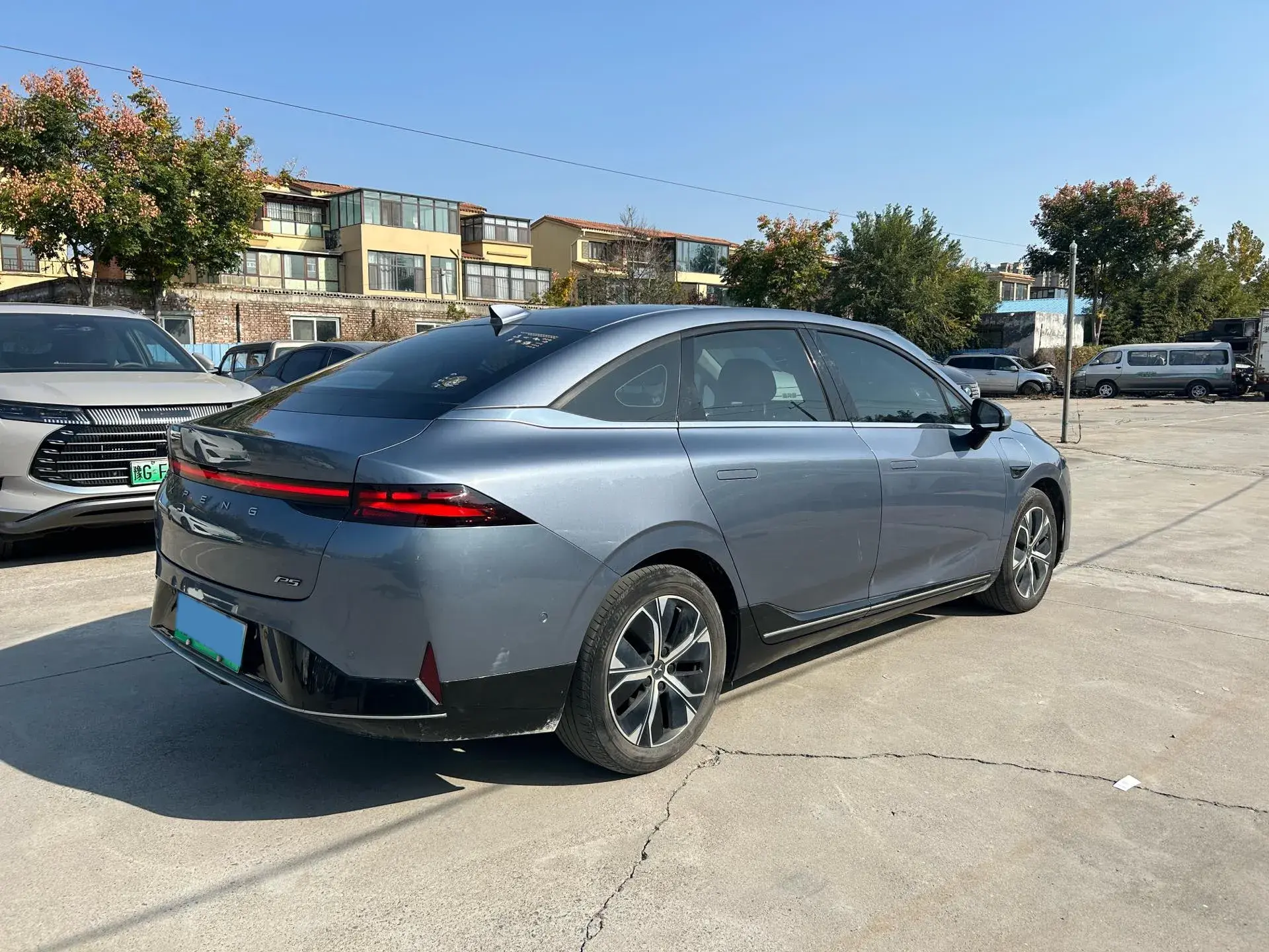 2021 XPENG P5 thumbnail 4