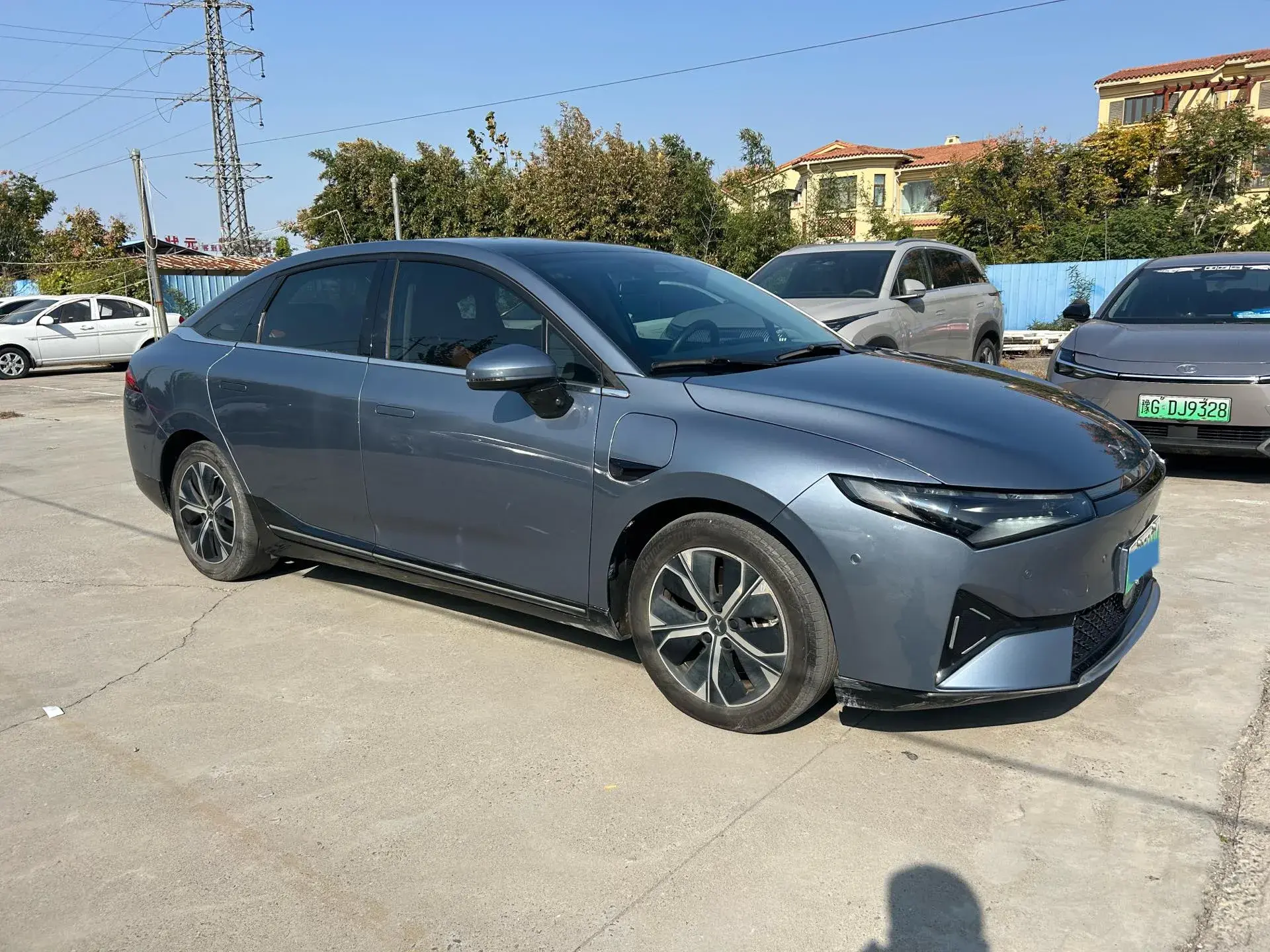 2021 XPENG P5 thumbnail 3