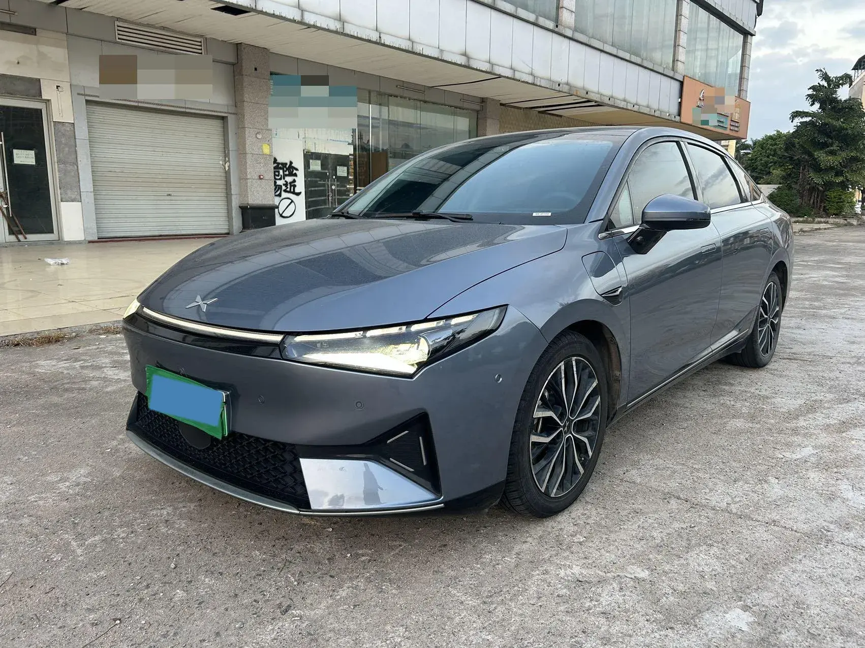 2022 XPENG P5 view 1