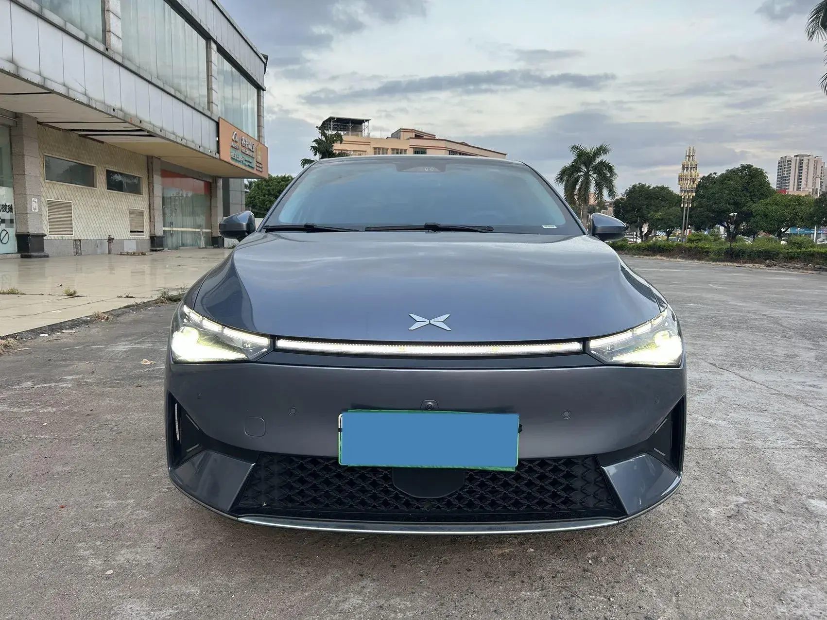 2022 XPENG P5 thumbnail 2