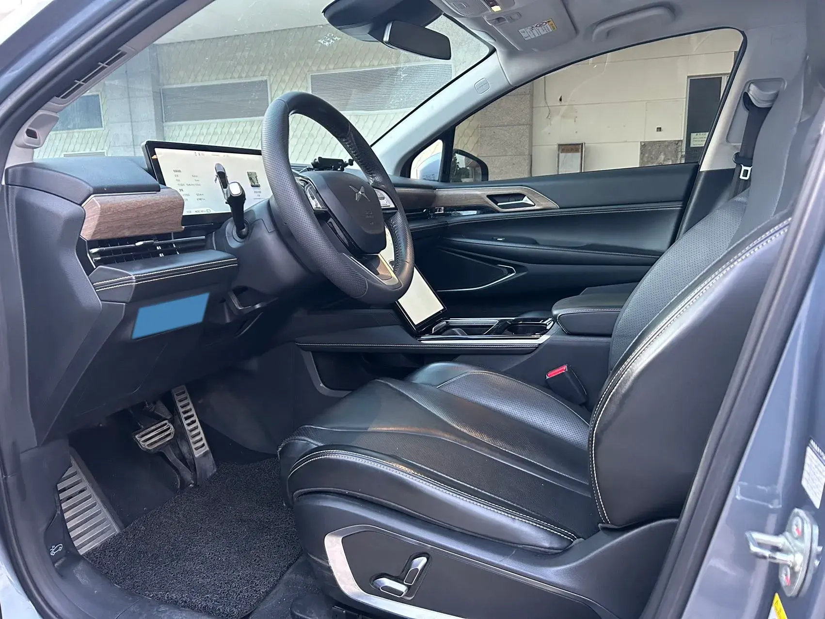 2022 XPENG P5 thumbnail 4