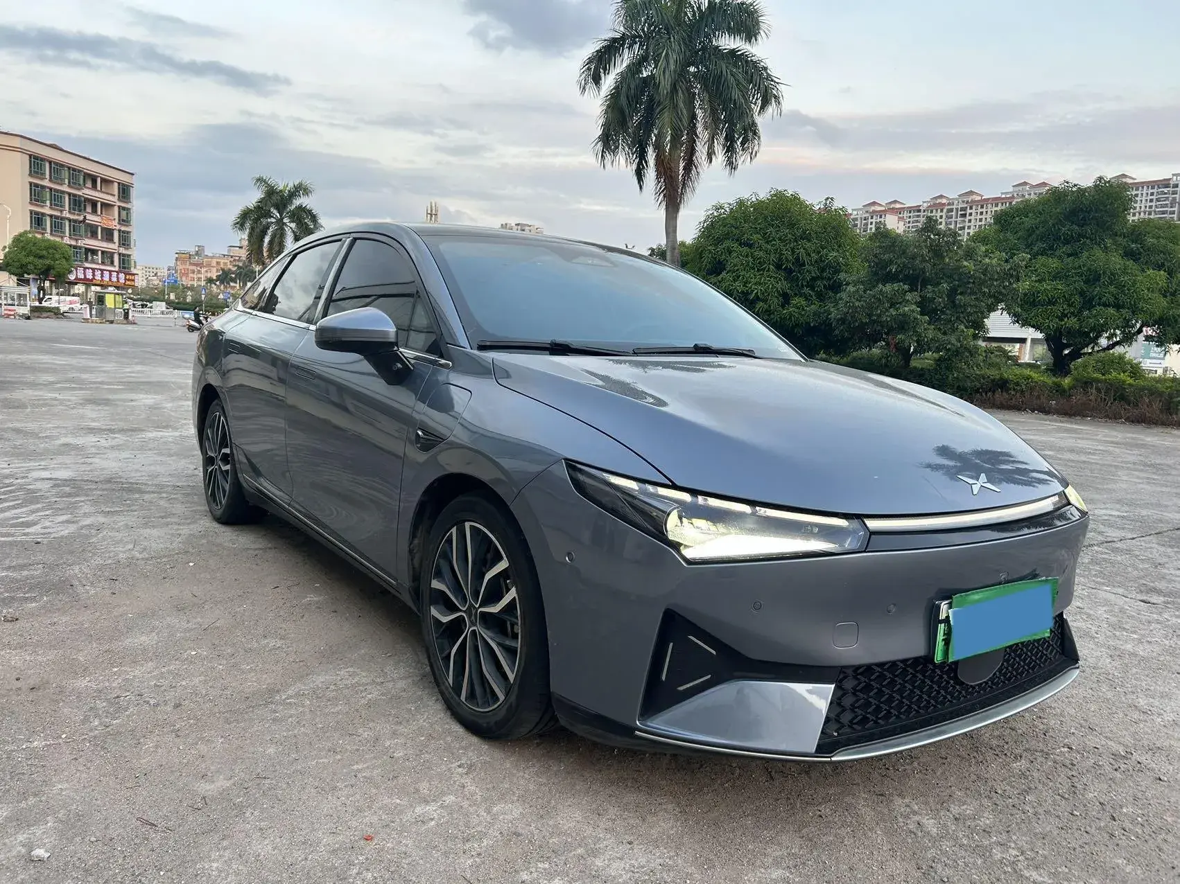 2022 XPENG P5 thumbnail 3