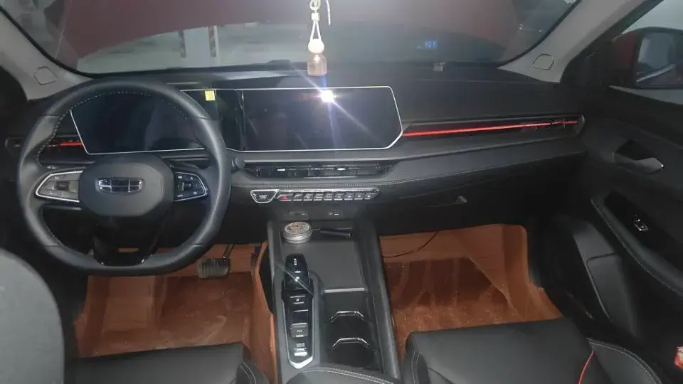 2022 GEELY BINRAY thumbnail 4