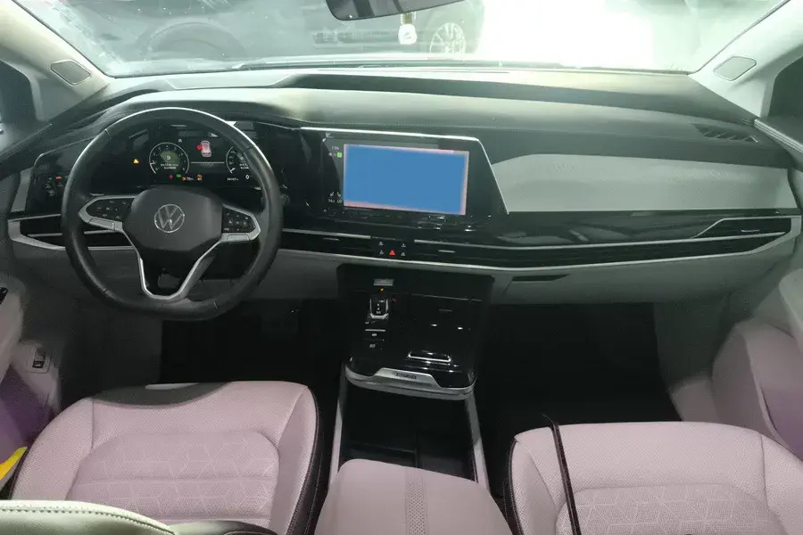 2022 VOLKSWAGEN TALAGON thumbnail 4