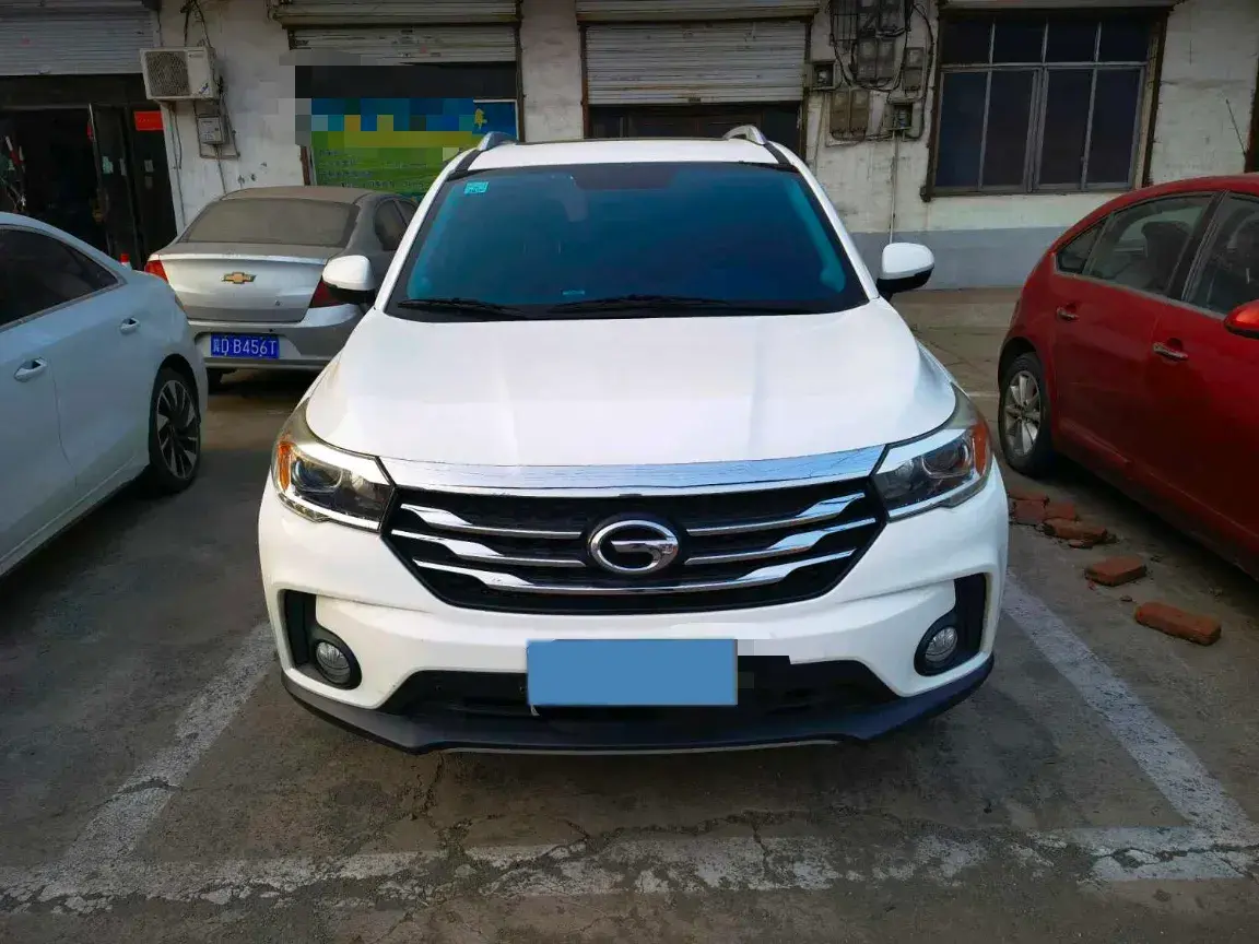 2017 GAC TRUMPCHI thumbnail 2