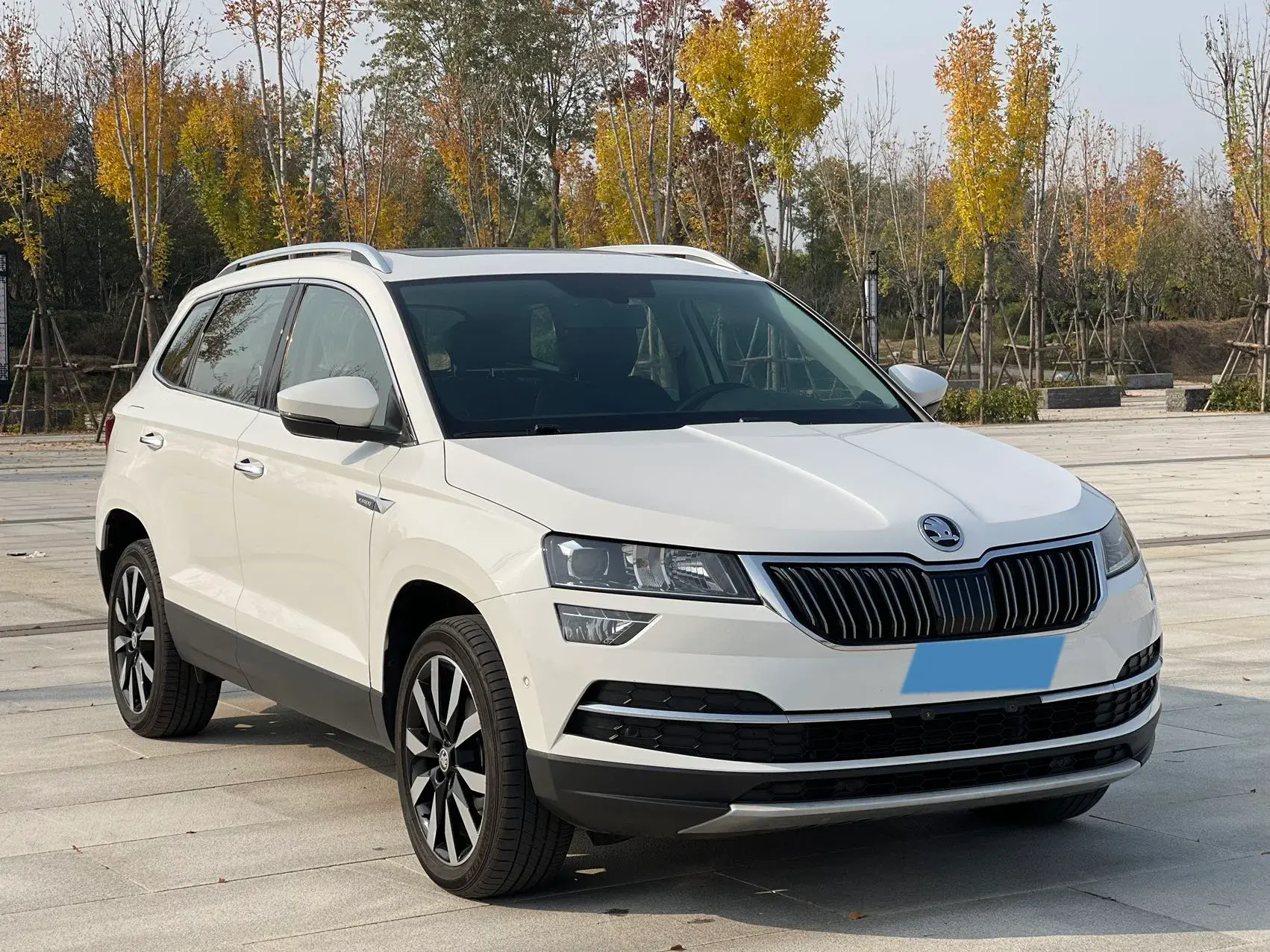 2021 SKODA KAROQ thumbnail 3