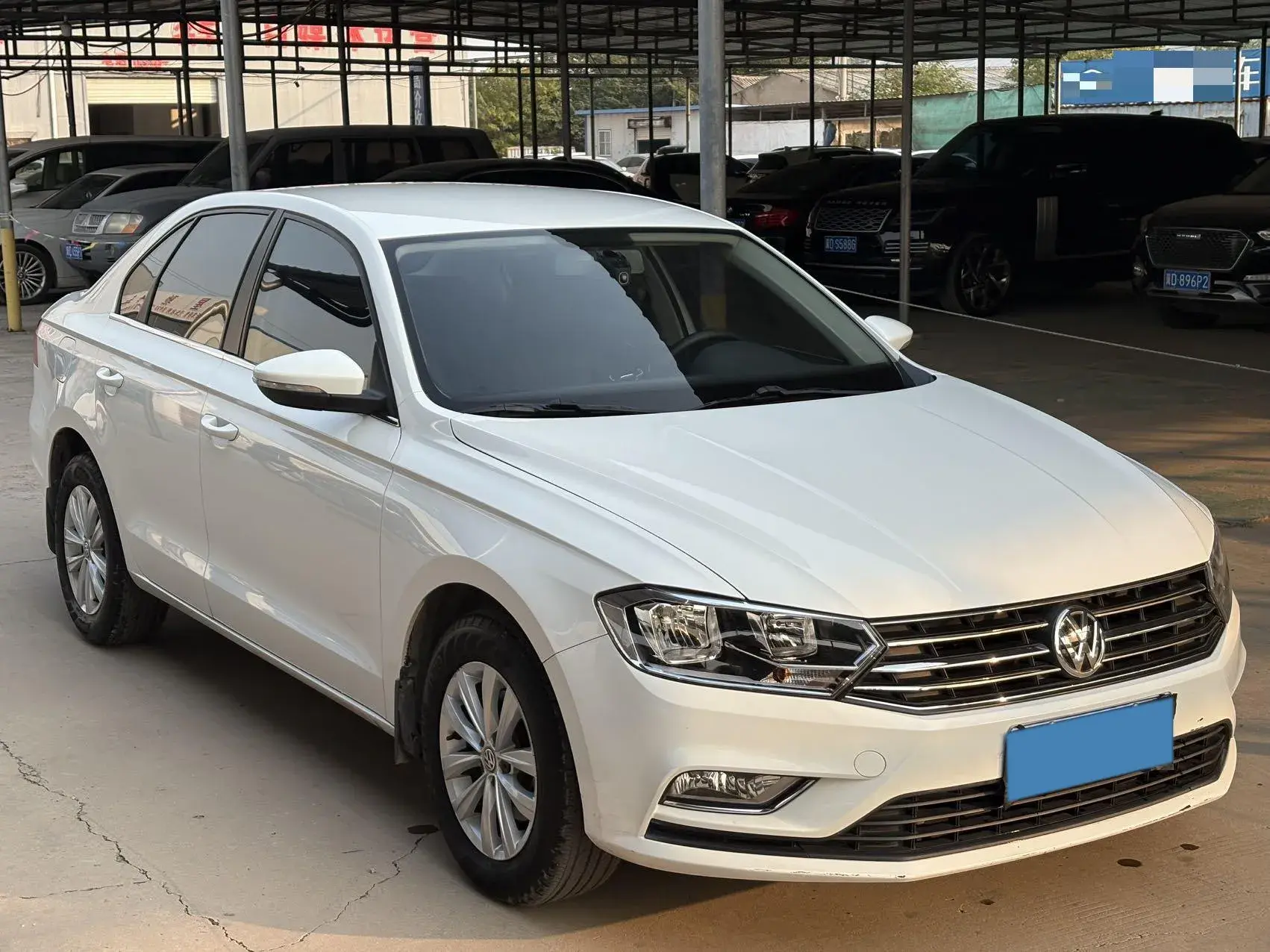 2018 VOLKSWAGEN BORA thumbnail 3