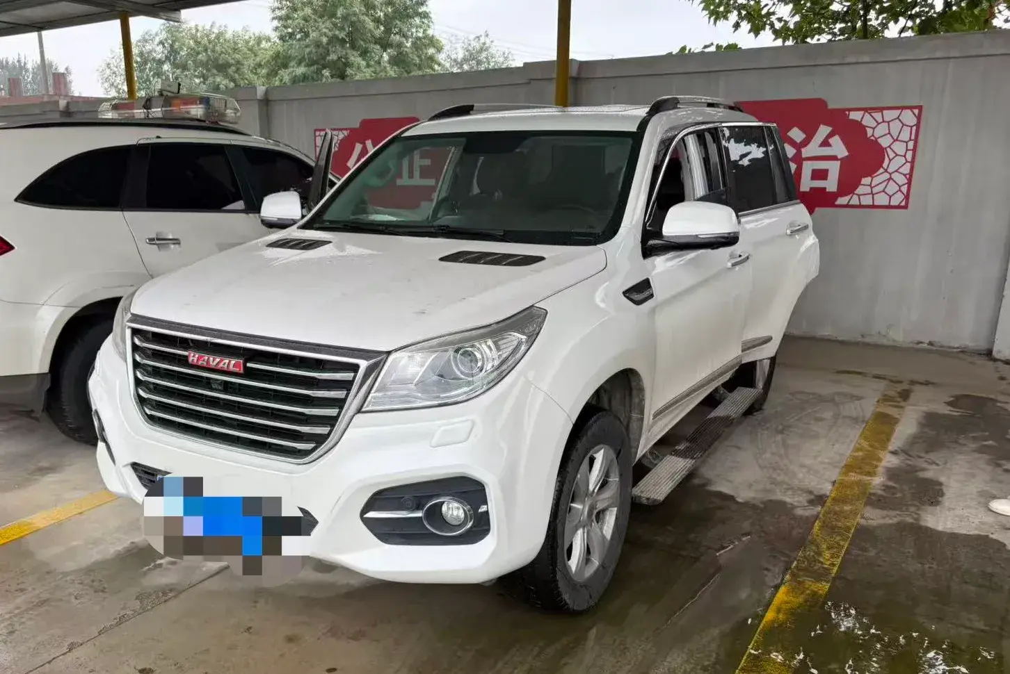 2017 HAVAL H9 view 1