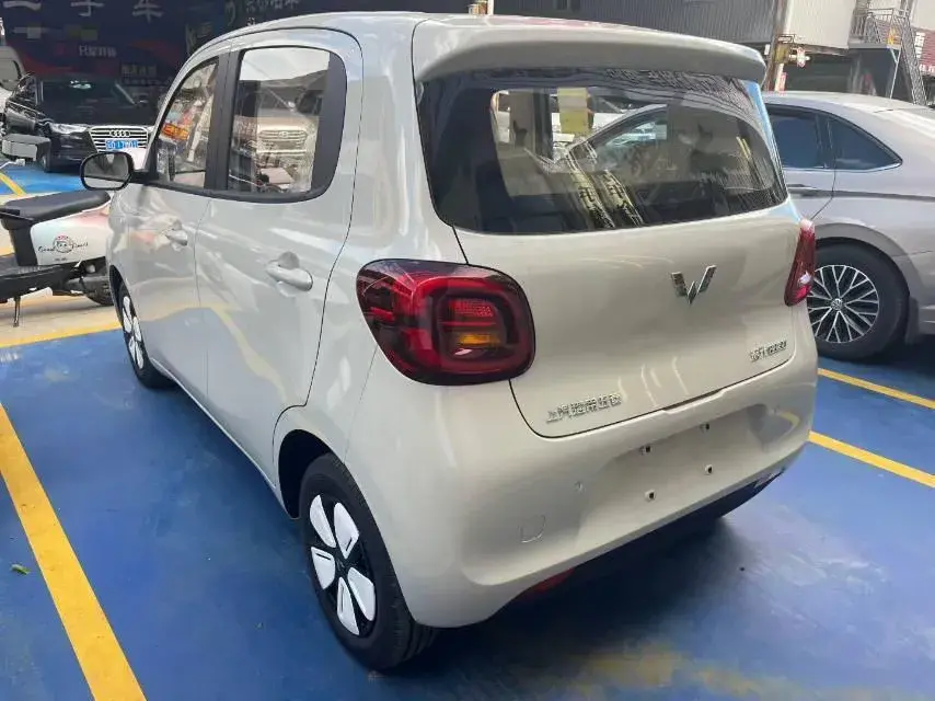 2025 WULING HONGGUANG thumbnail 3