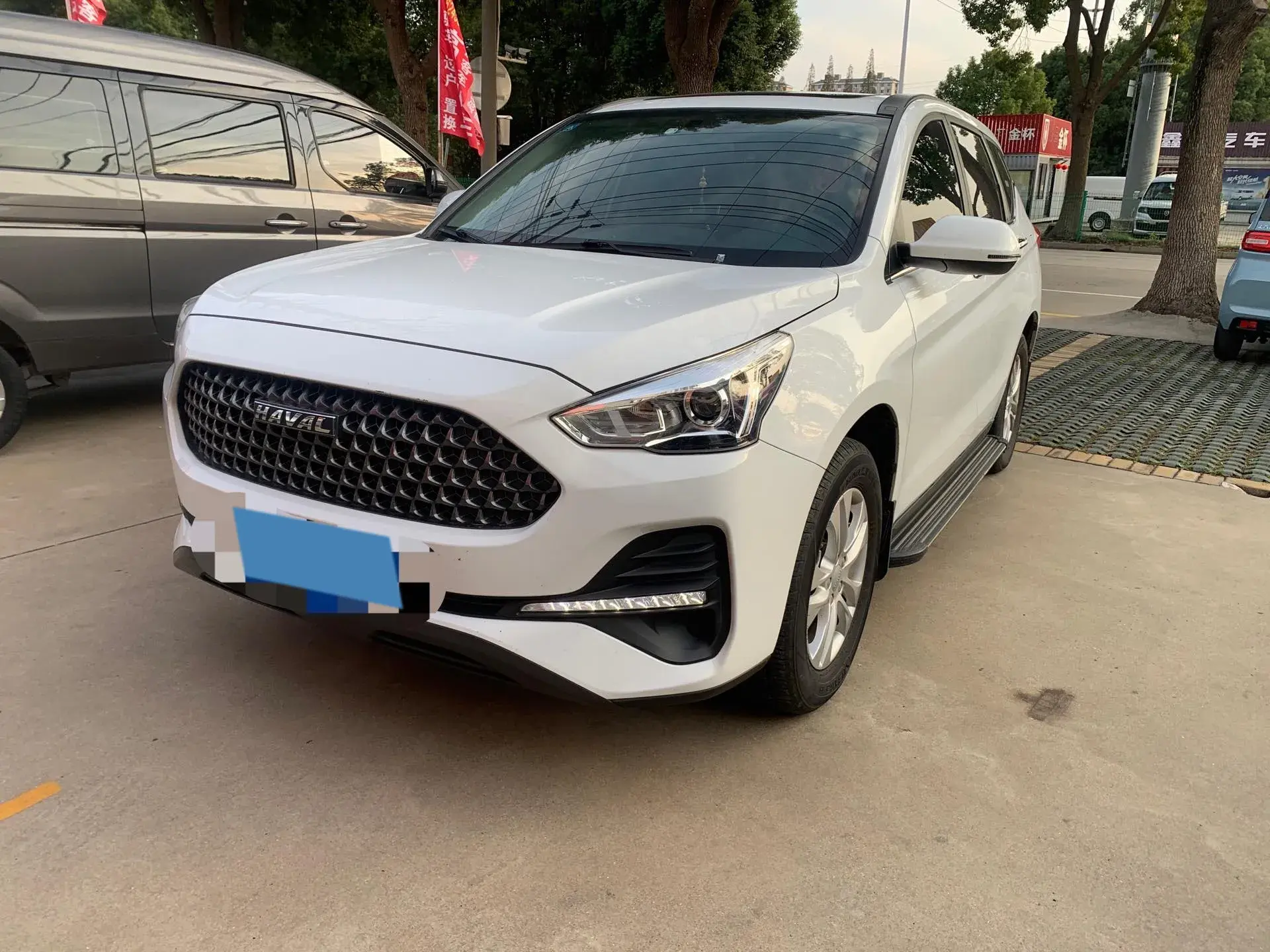 2019 HAVAL M6 view 1
