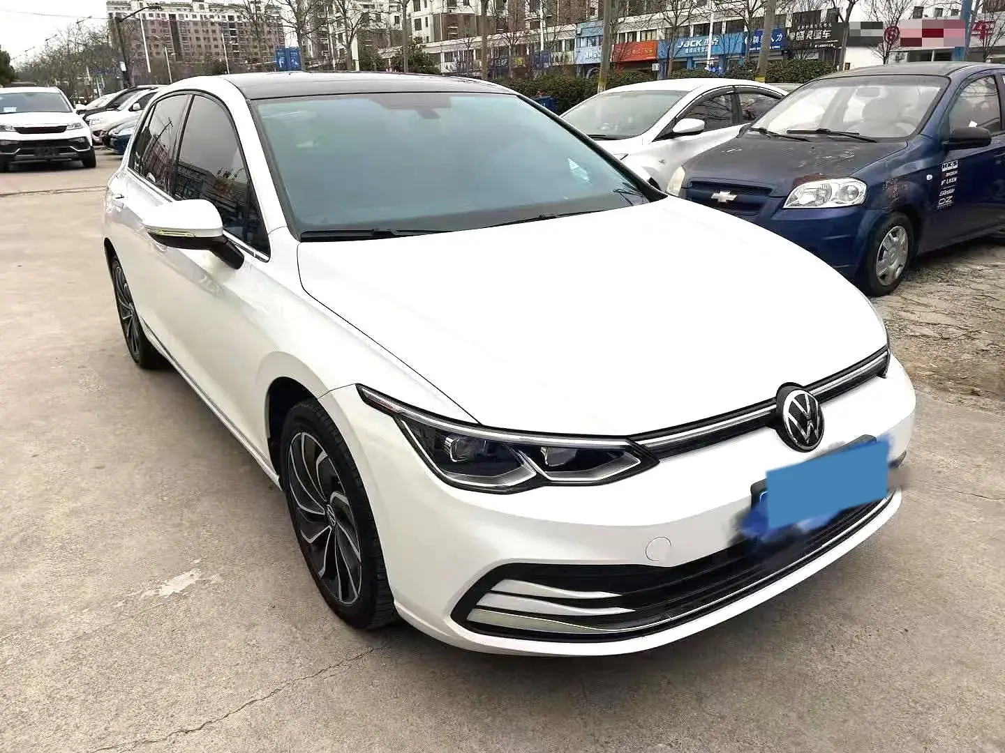 2021 VOLKSWAGEN GOLF thumbnail 2