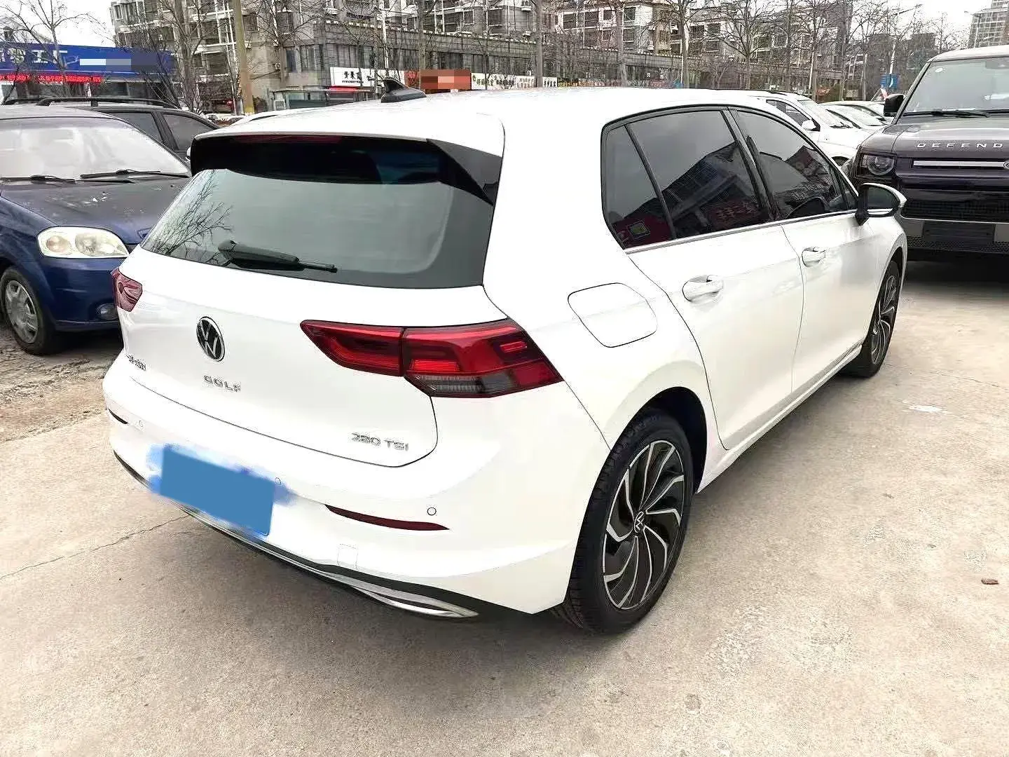 2021 VOLKSWAGEN GOLF thumbnail 4