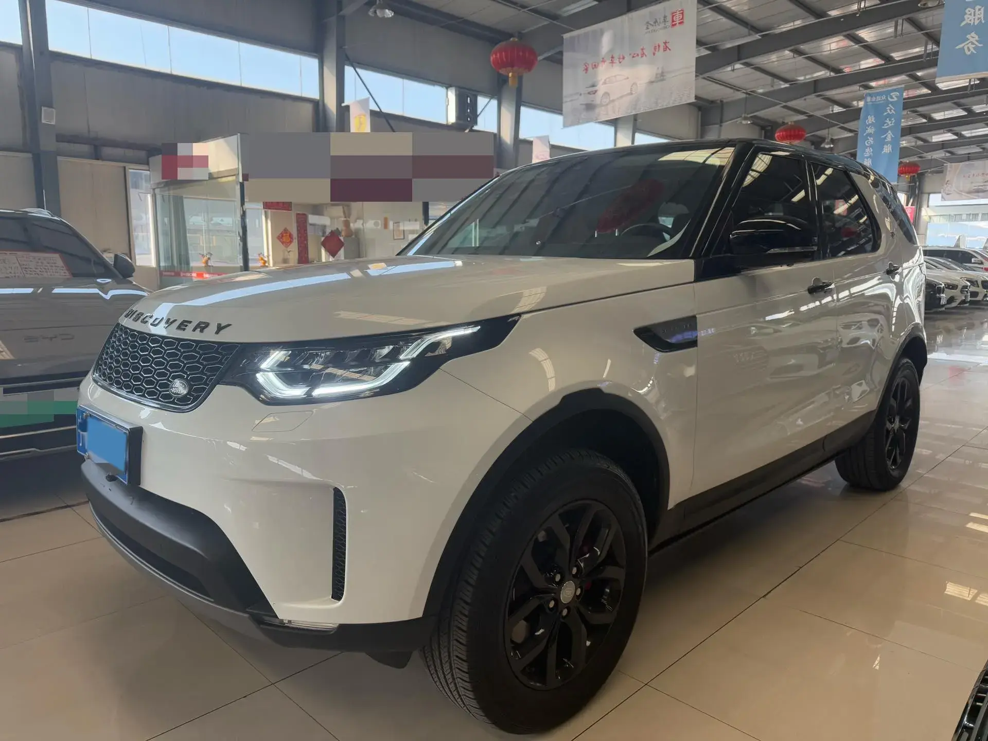 2017 LAND ROVER view 1