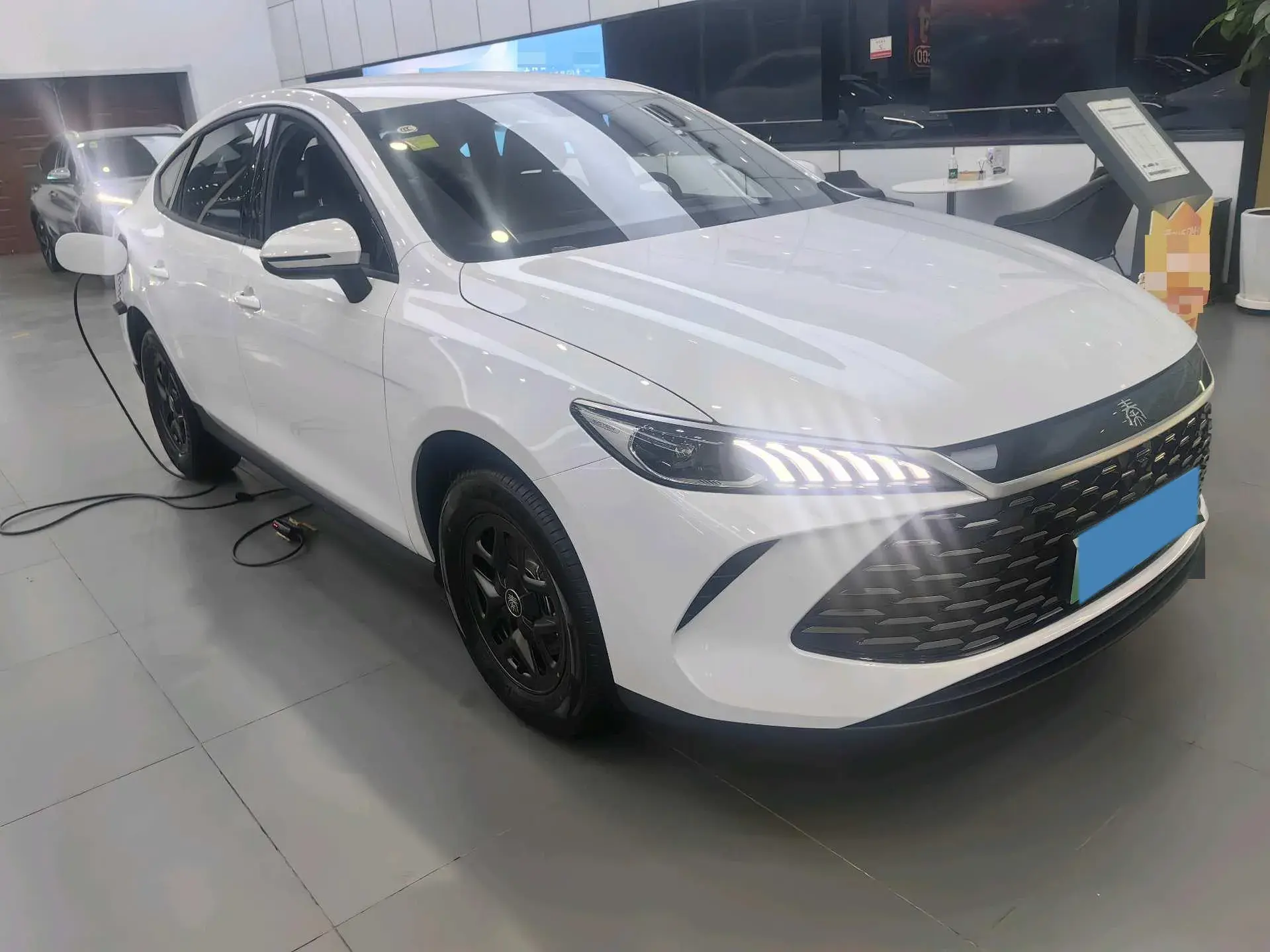 2025 BYD QIN thumbnail 3