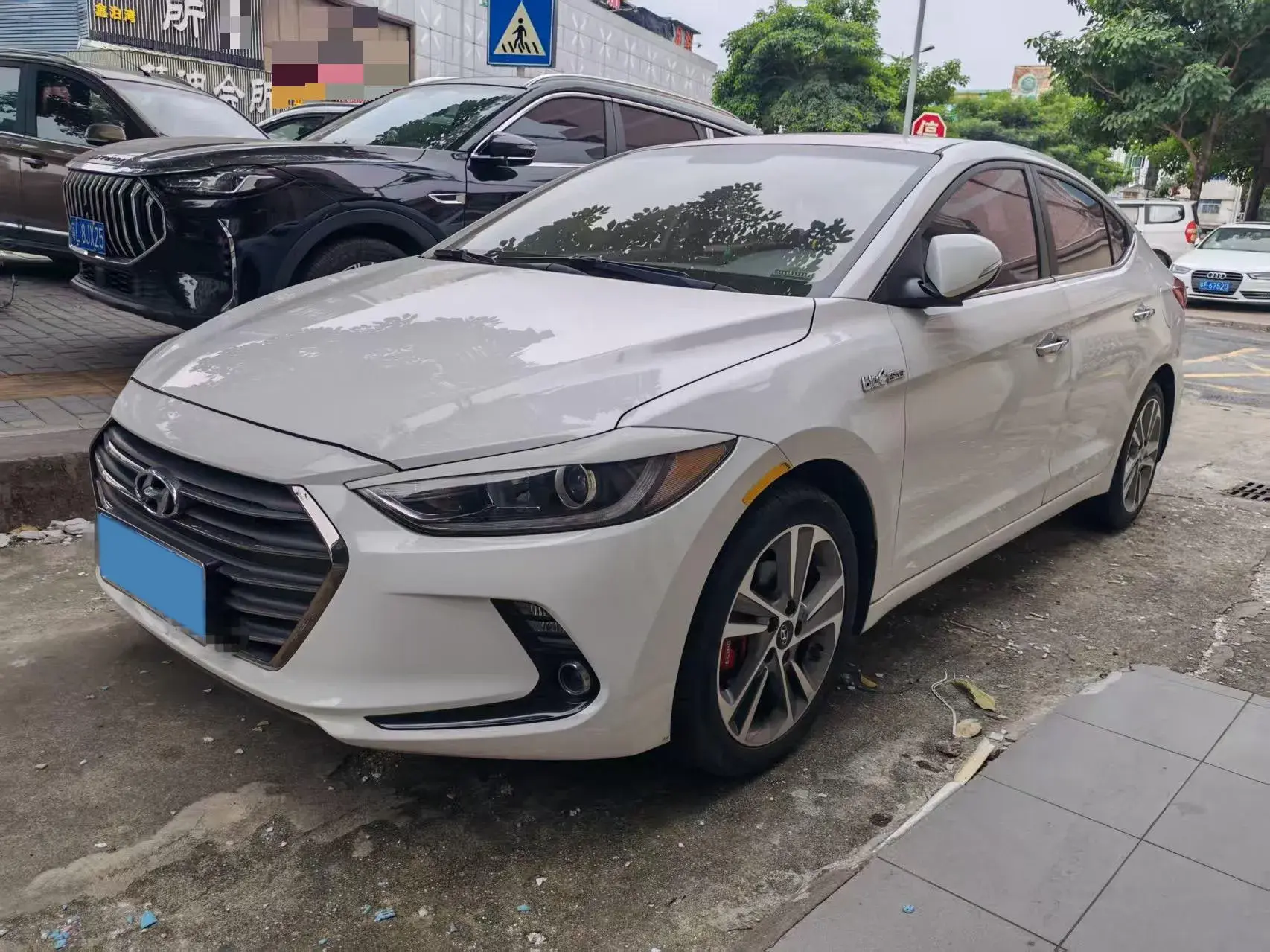 2016 HYUNDAI ELANTRA view 1
