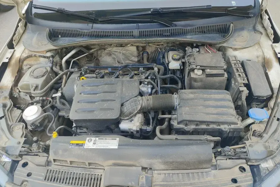 2021 VOLKSWAGEN POLO thumbnail 4