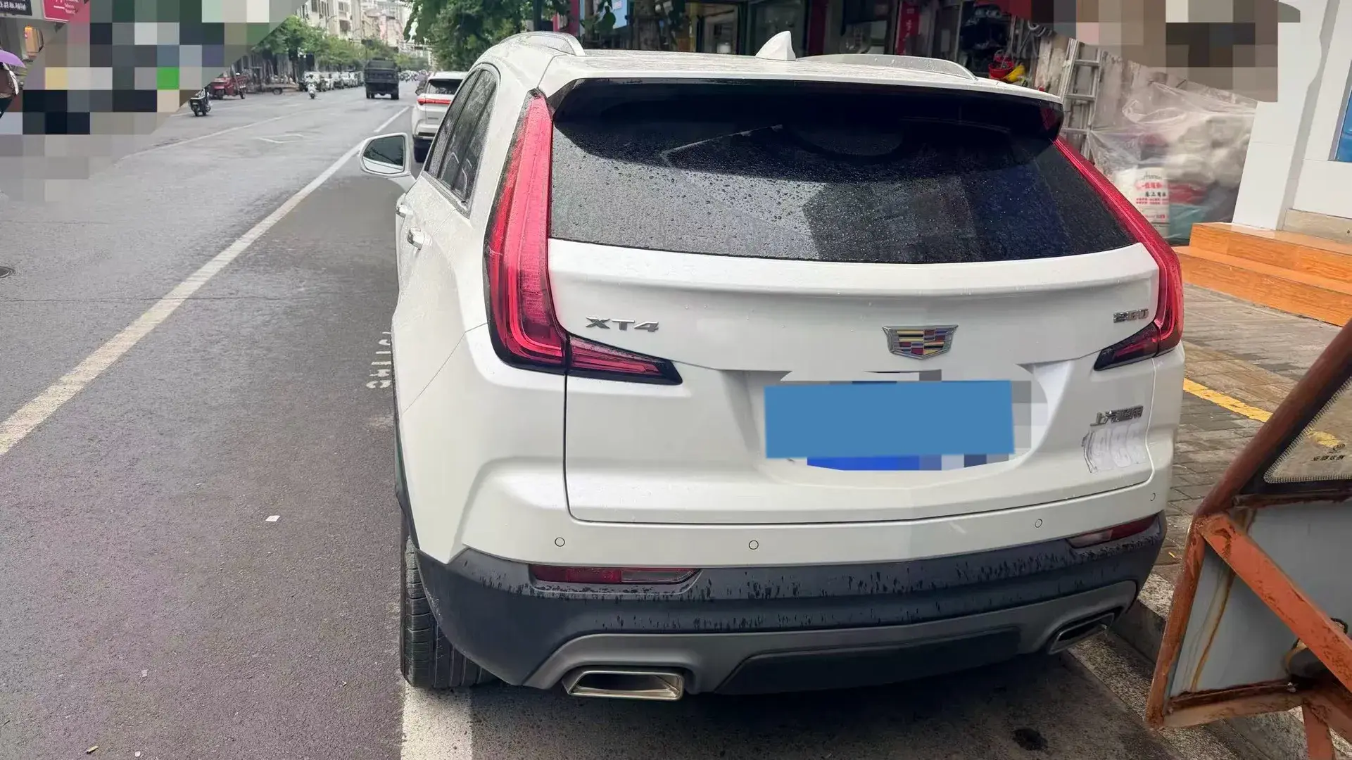 2022 CADILLAC XT4 thumbnail 3