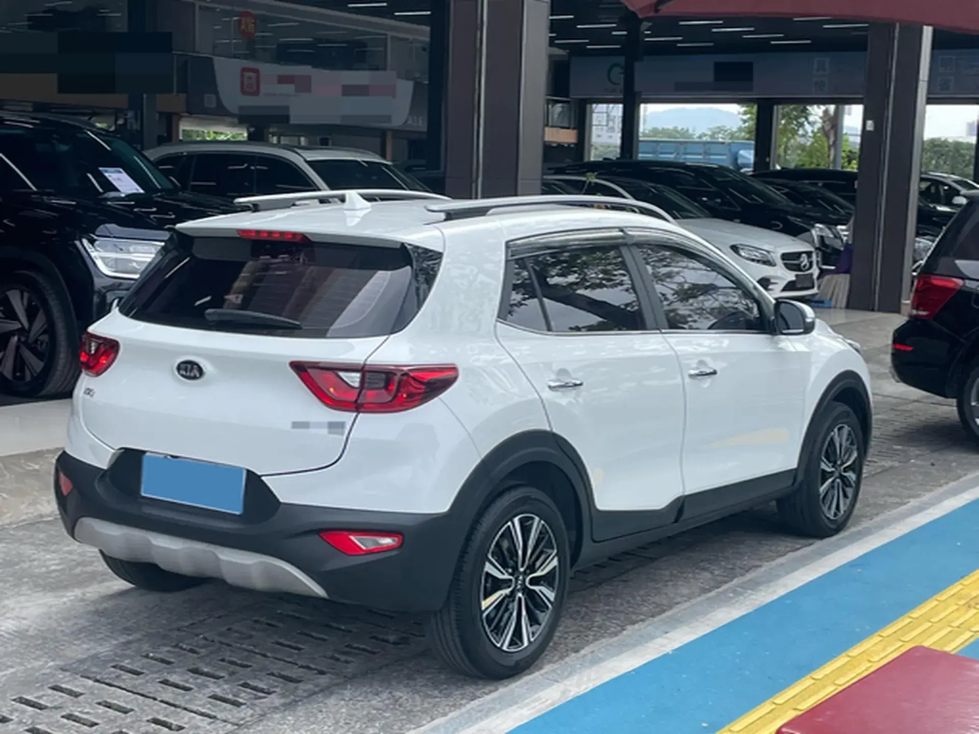 2021 KIA KX1 thumbnail 4