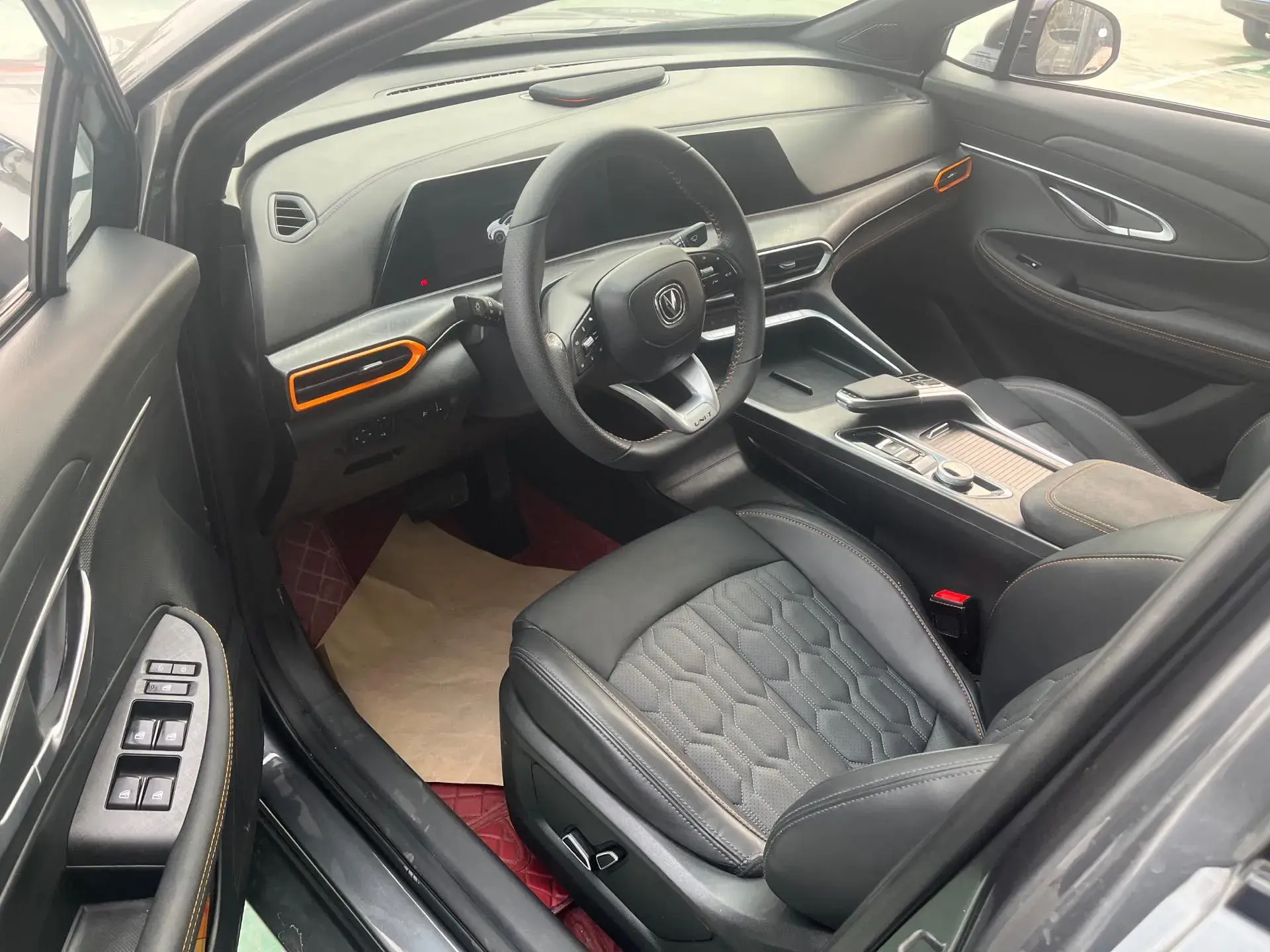 2022 CHANGAN UNI-T thumbnail 2