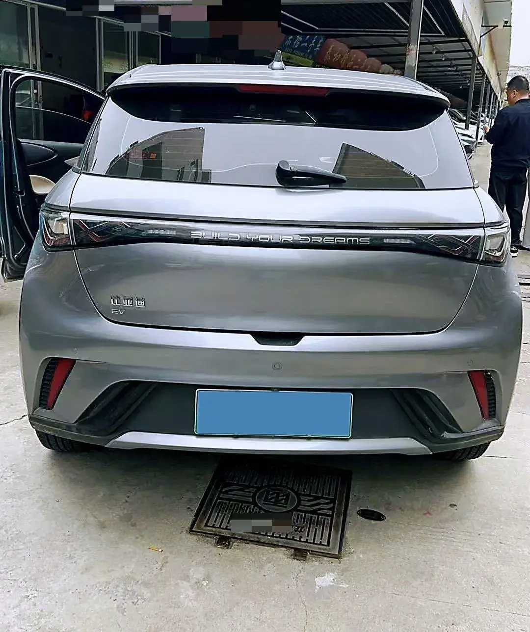 2023 BYD DOLPHIN thumbnail 3