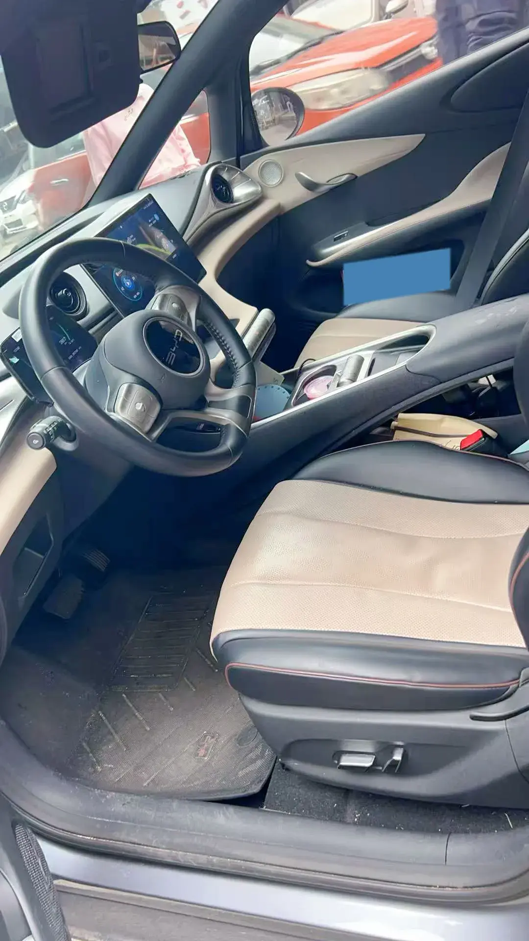 2023 BYD DOLPHIN thumbnail 4