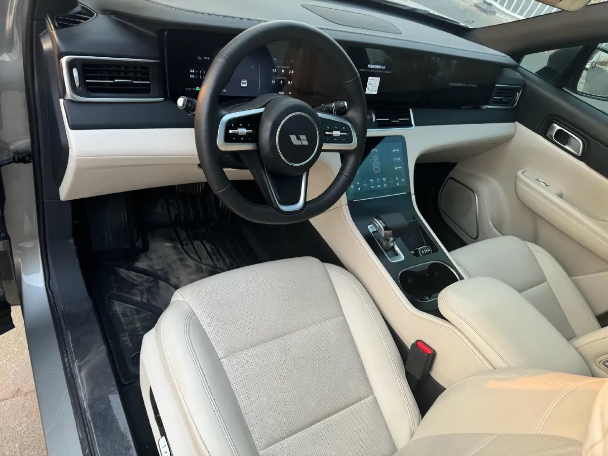 2021 Li ONE Range Extended 131HP REEV 40.5KWH,autocango,china used car exporter,china ev exporter,chinese used car exporter,chinese used ev exporter