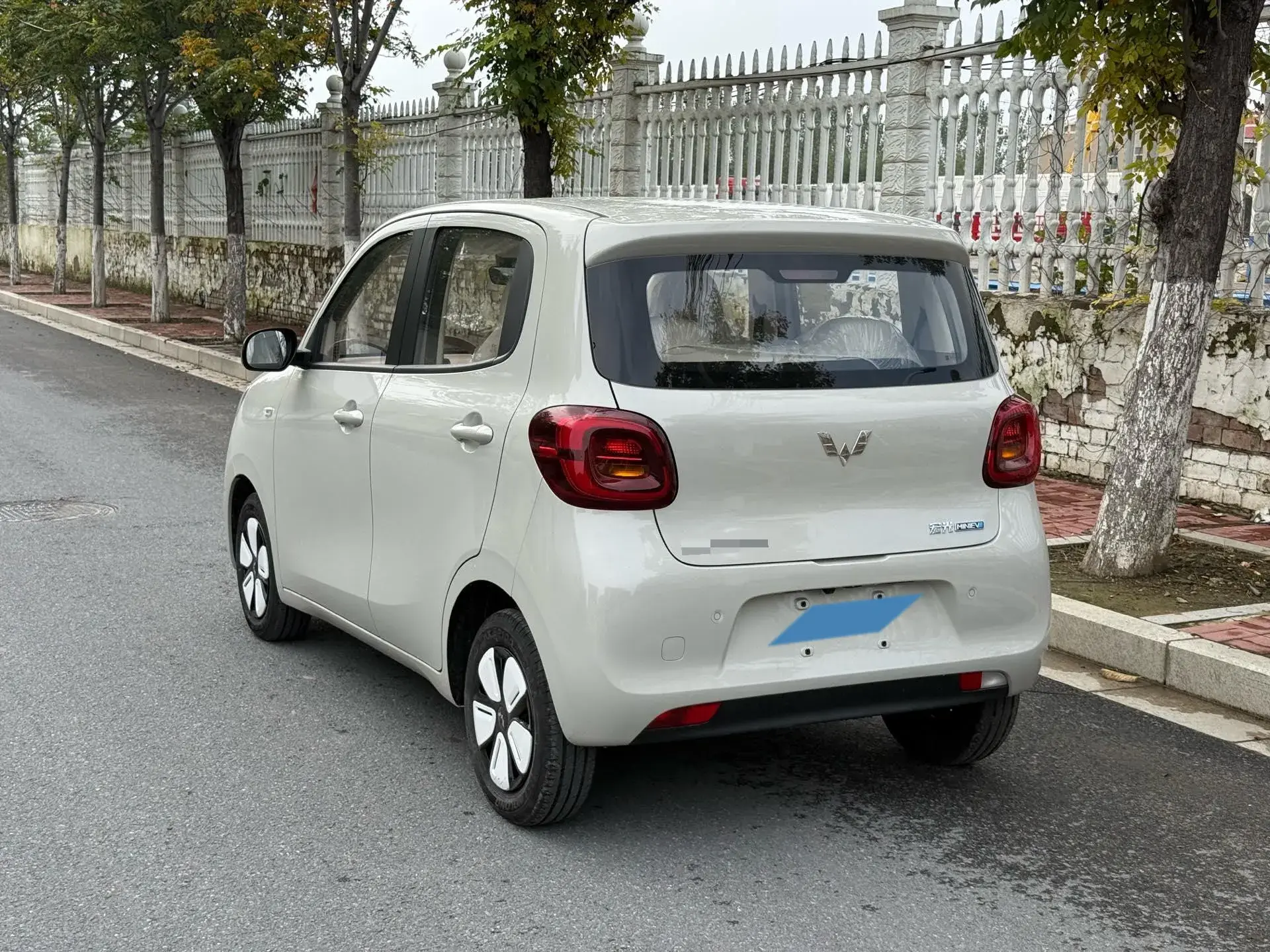 2025 WULING HONGGUANG thumbnail 4