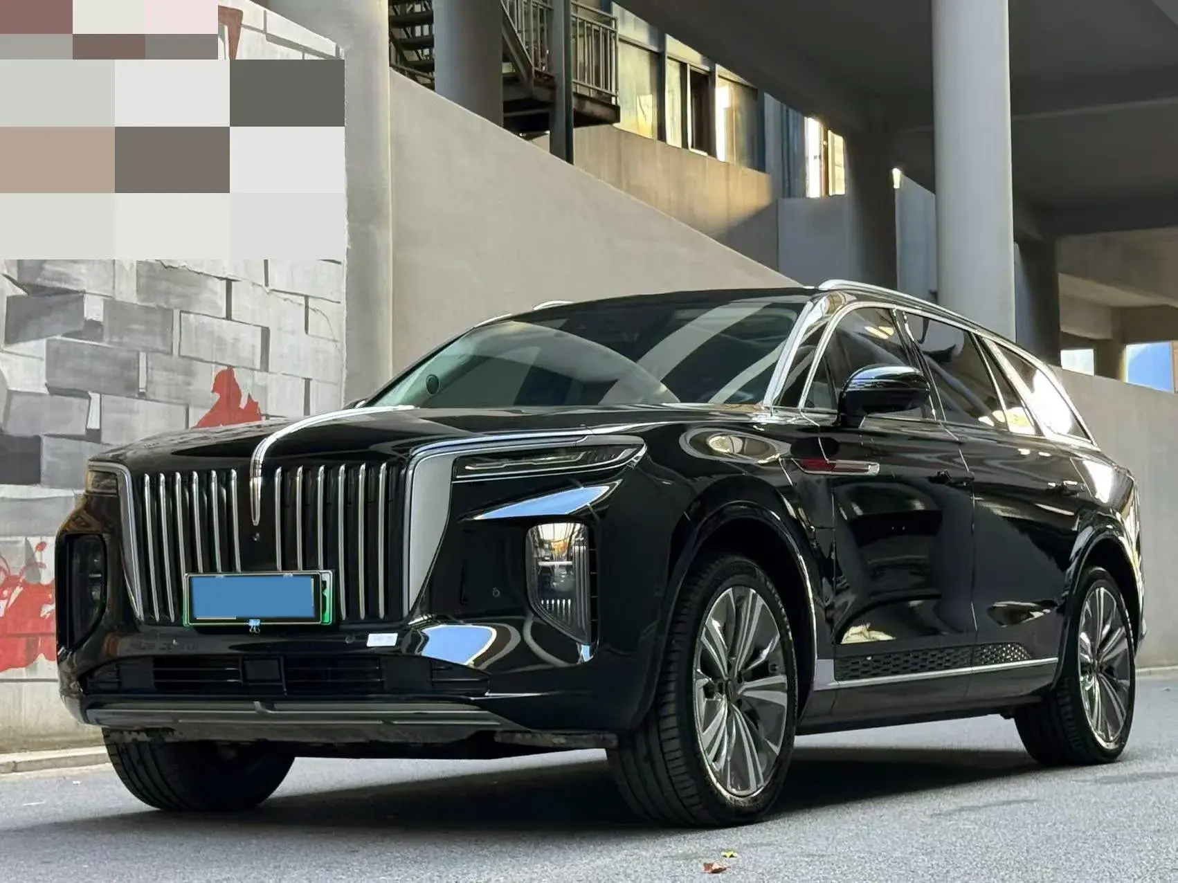 2021 HONGQI E-HS9 view 1