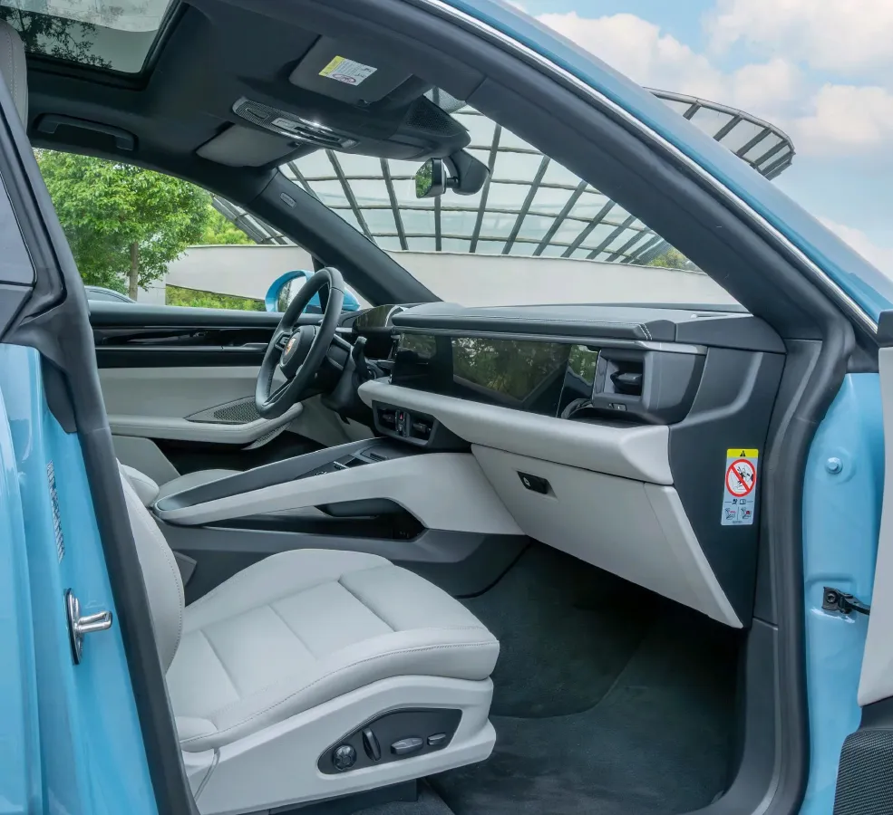 2024 Porsche Macan All-Electric BEV 100KWH,autocango,china used car exporter,china ev exporter,chinese used car exporter,chinese used ev exporter