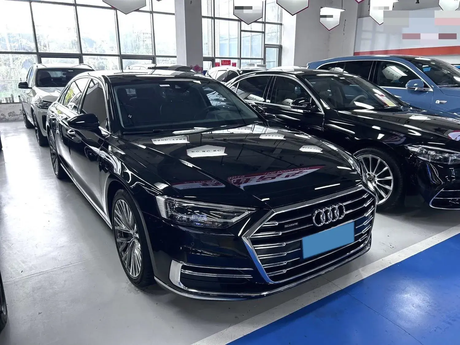 2019 AUDI A8 thumbnail 2