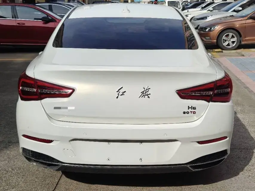 2022 HONGQI H5 thumbnail 4