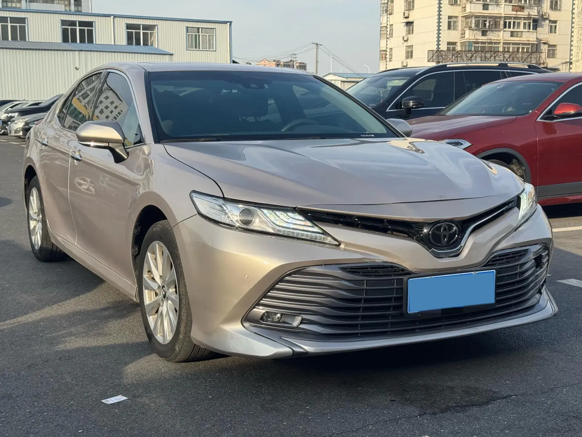 2019 TOYOTA CAMRY thumbnail 3