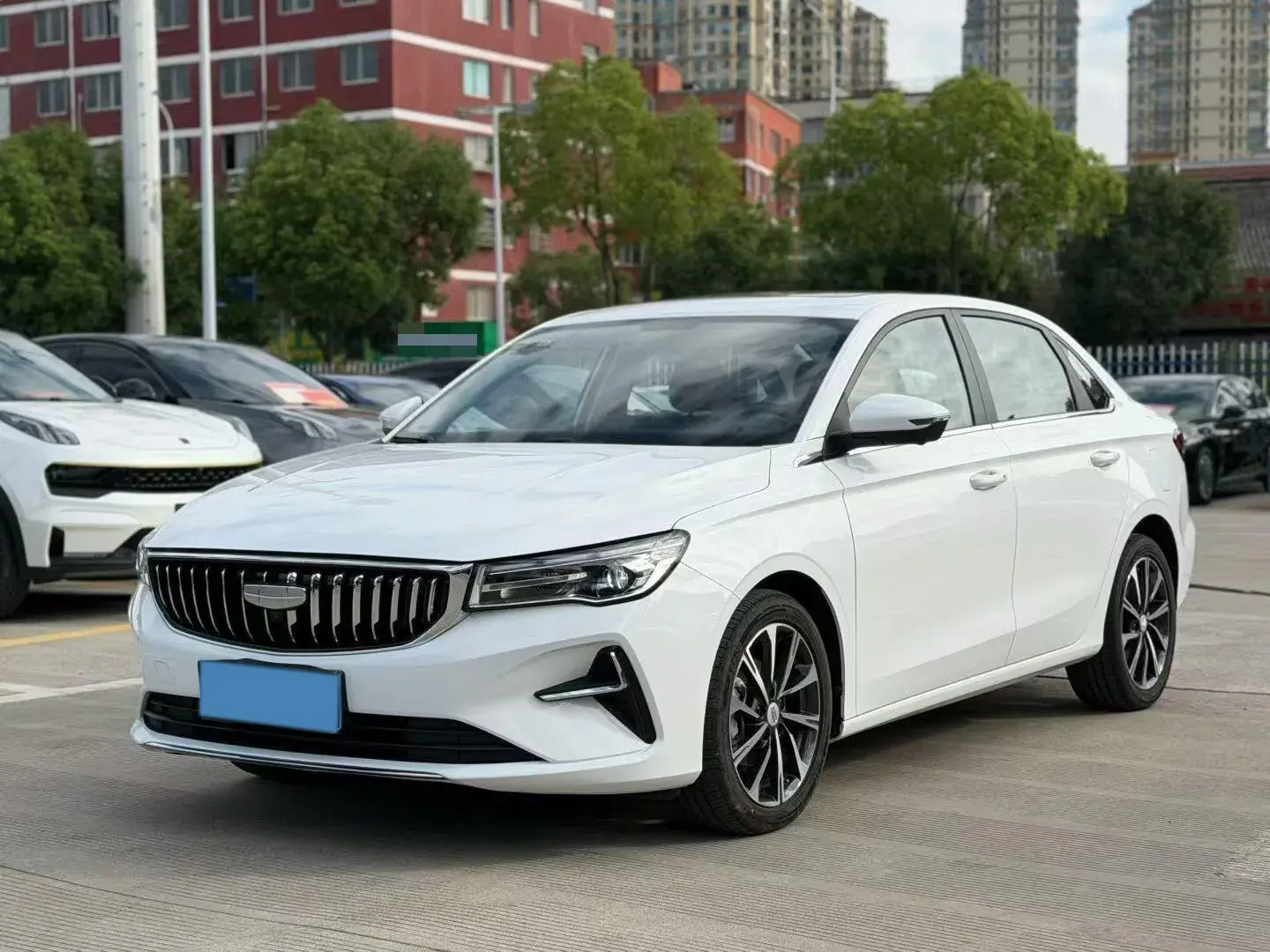 2025 GEELY EMGRAND view 1