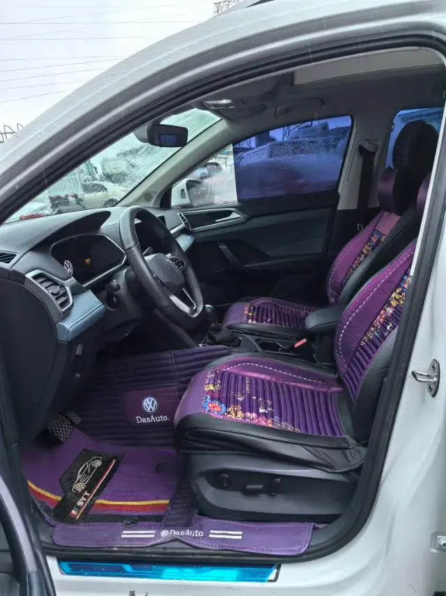 2023 VOLKSWAGEN THARU thumbnail 4